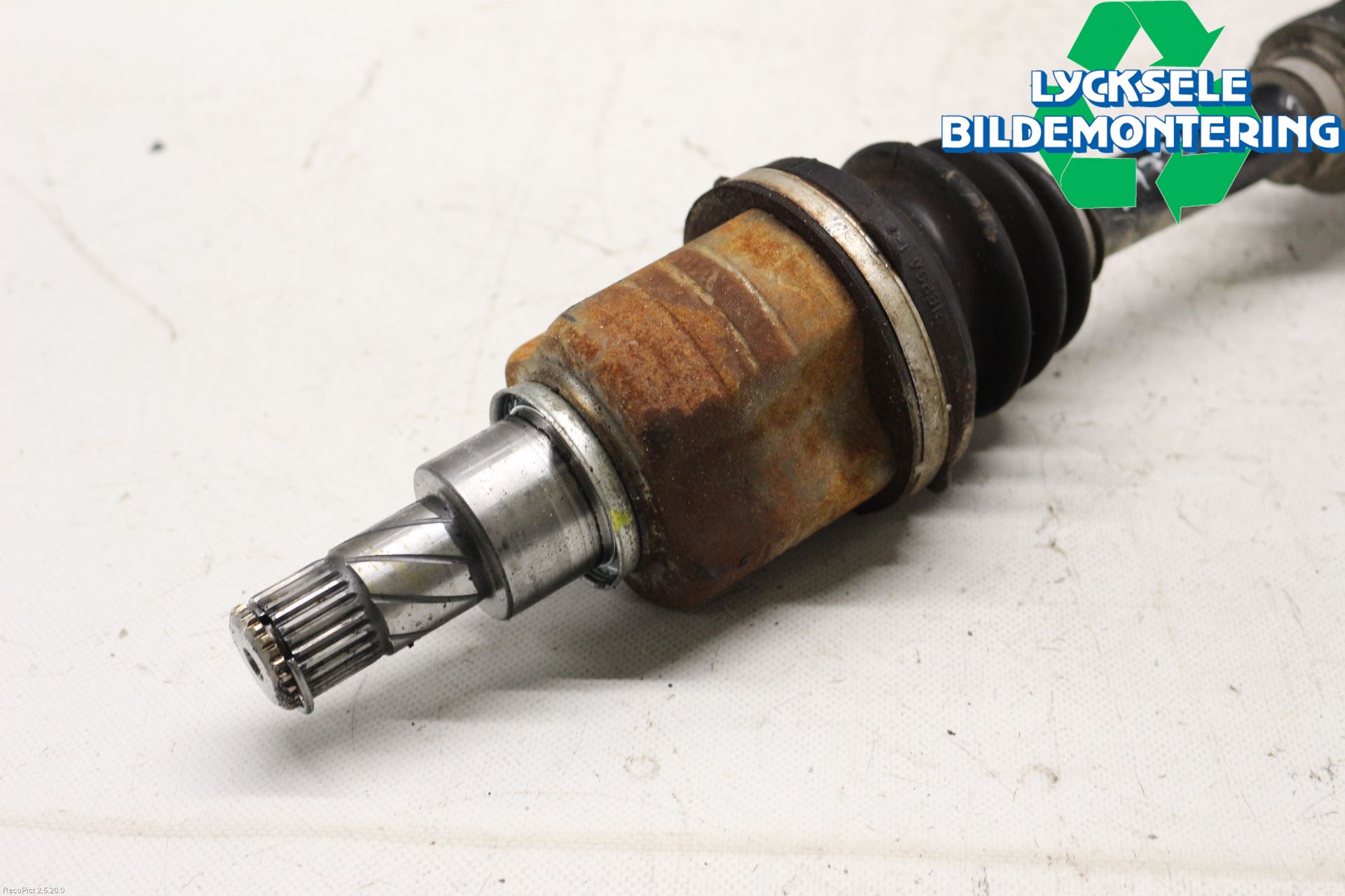 Nissan PULSAR Drivaxel Fram Vänster