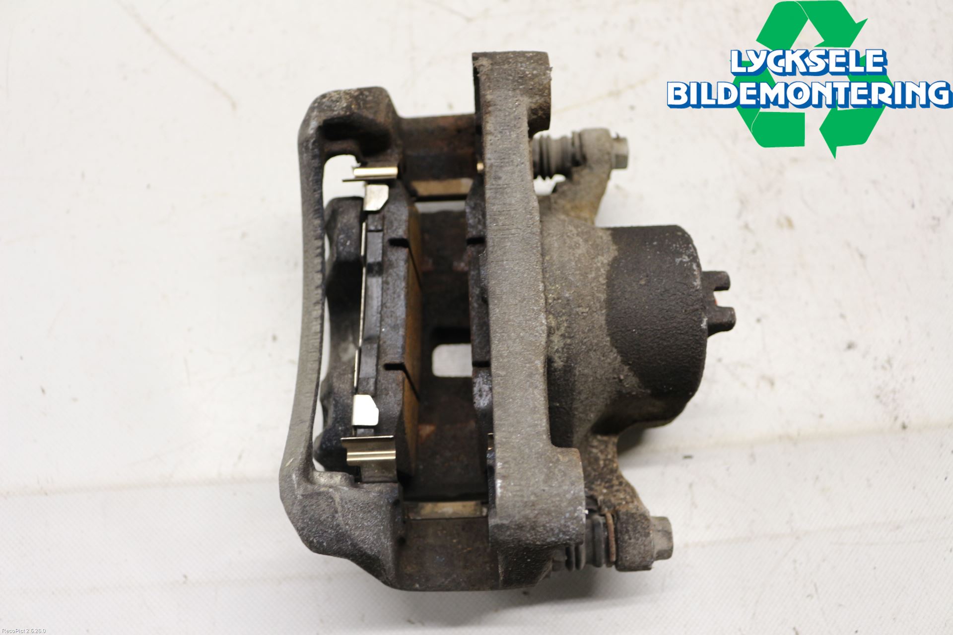 Nissan PULSAR Bromsok Fram Höger