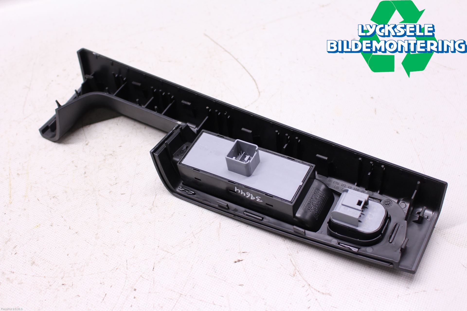 Skoda SUPERB 09-15 Strömställare Elhiss