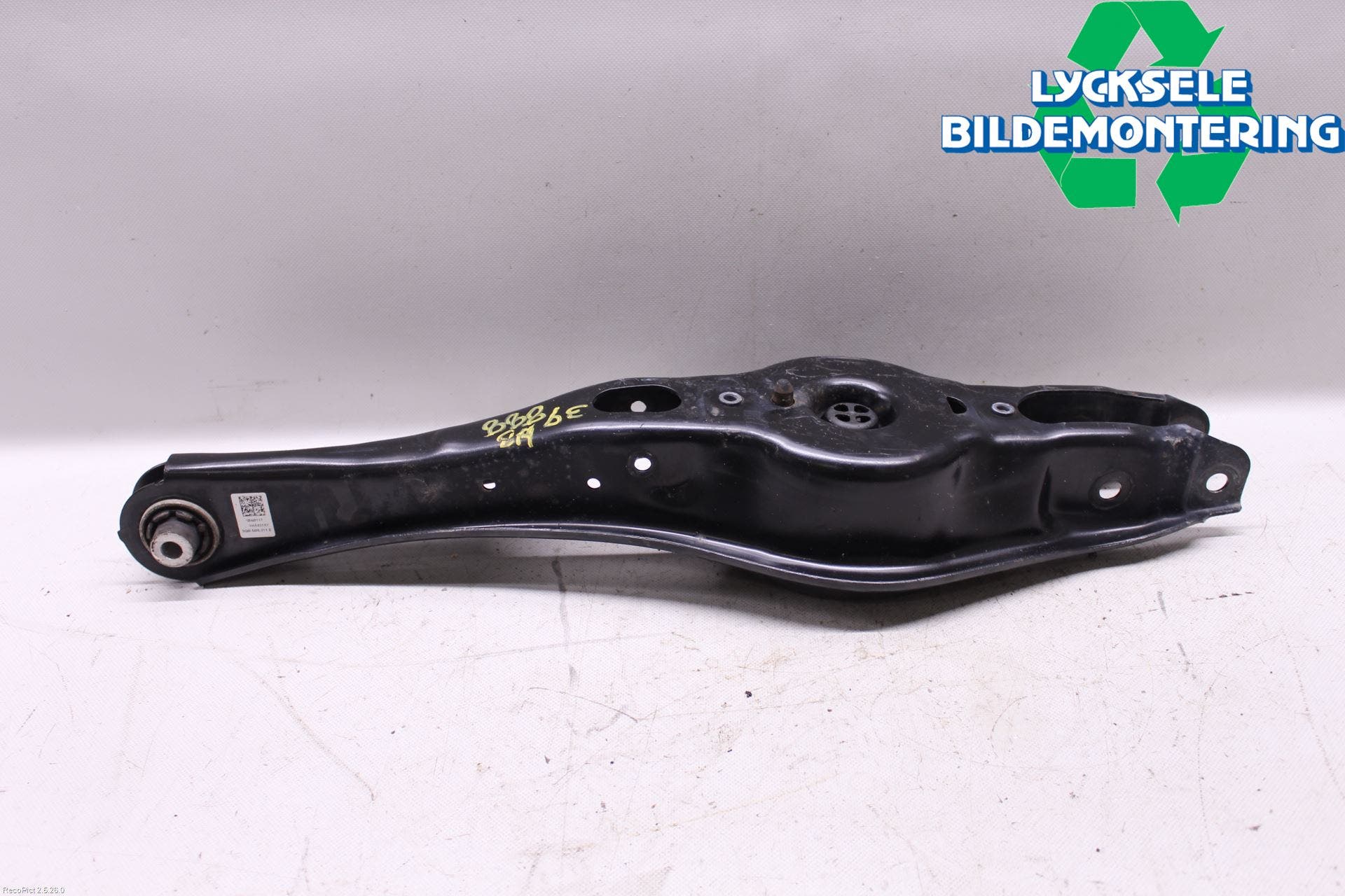 Volkswagen VW TIGUAN 16-24 Bärarm Bak Höger