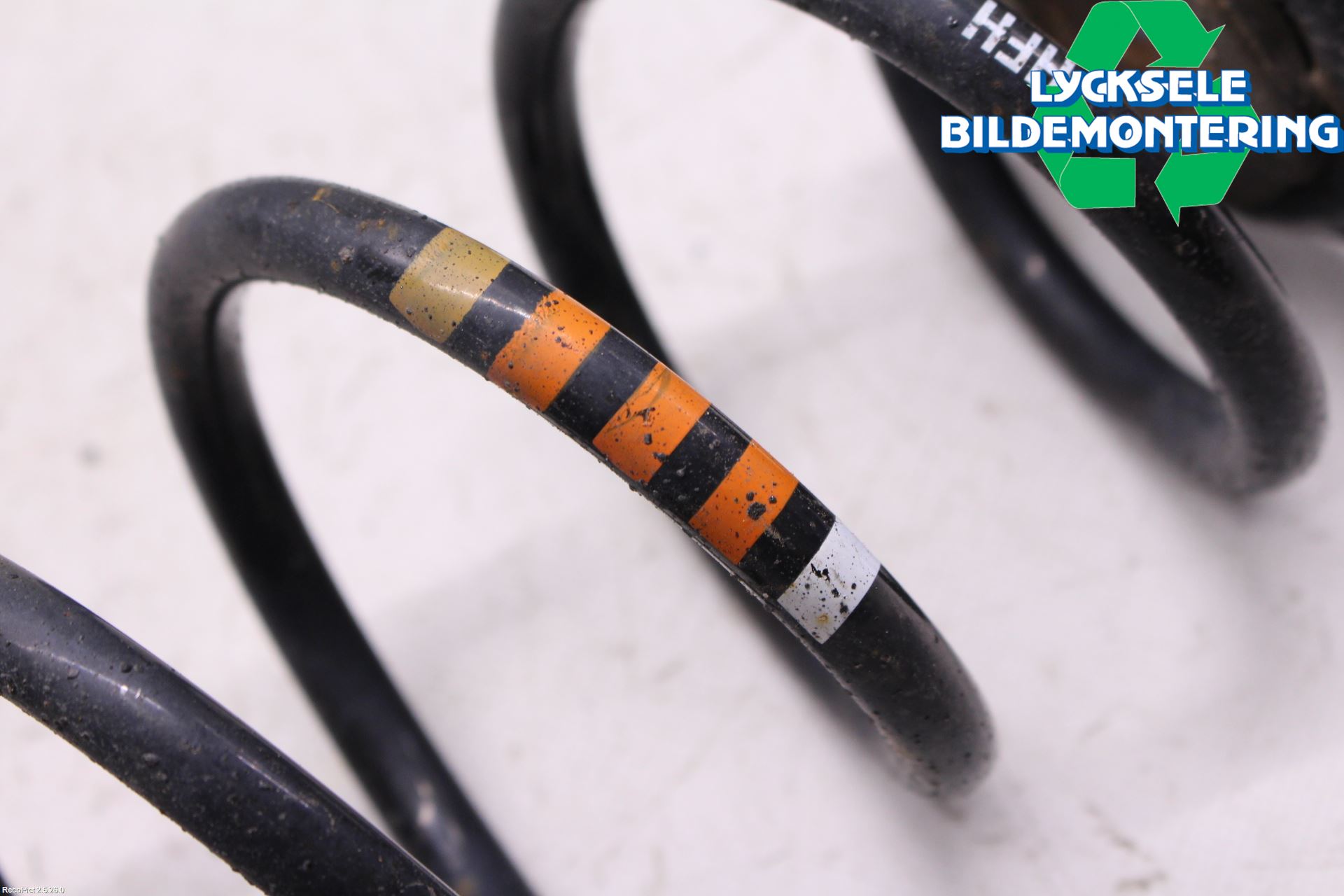 Skoda SUPERB 09-15 Fjäder Bak