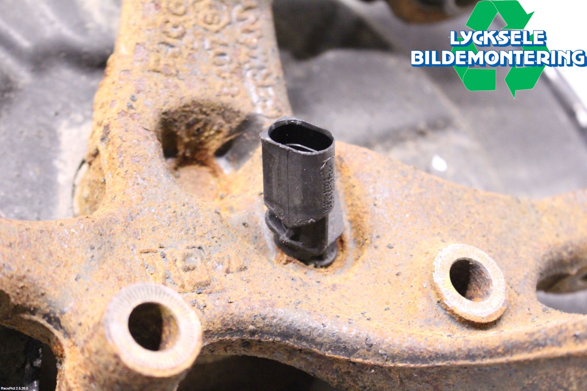 Skoda SUPERB 09-15 Hjullagerhus Bak Hö