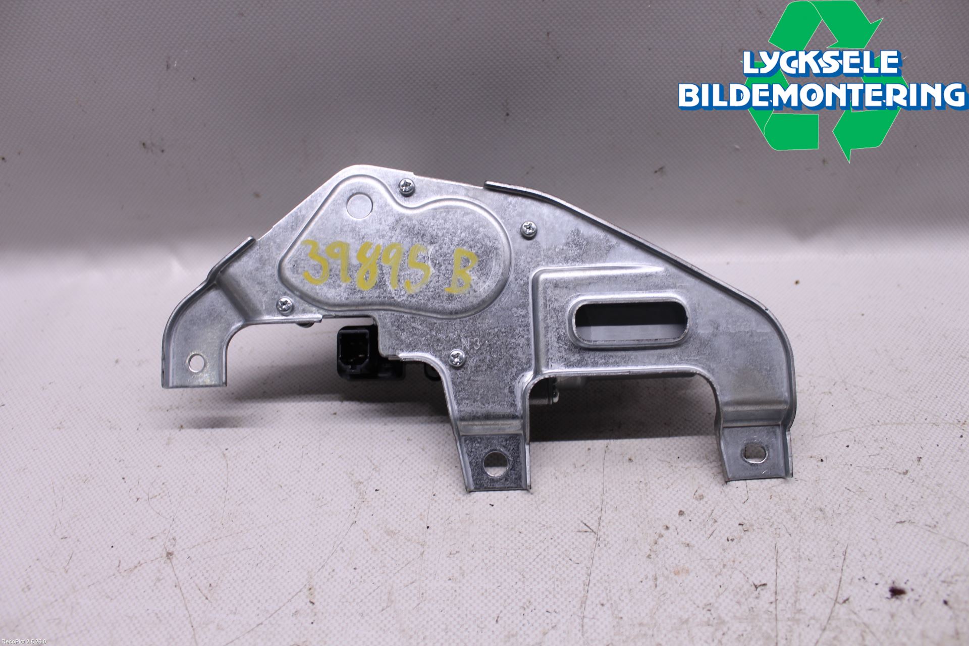 Suzuki SWIFT 11-16 Torkarmotor Baklucka