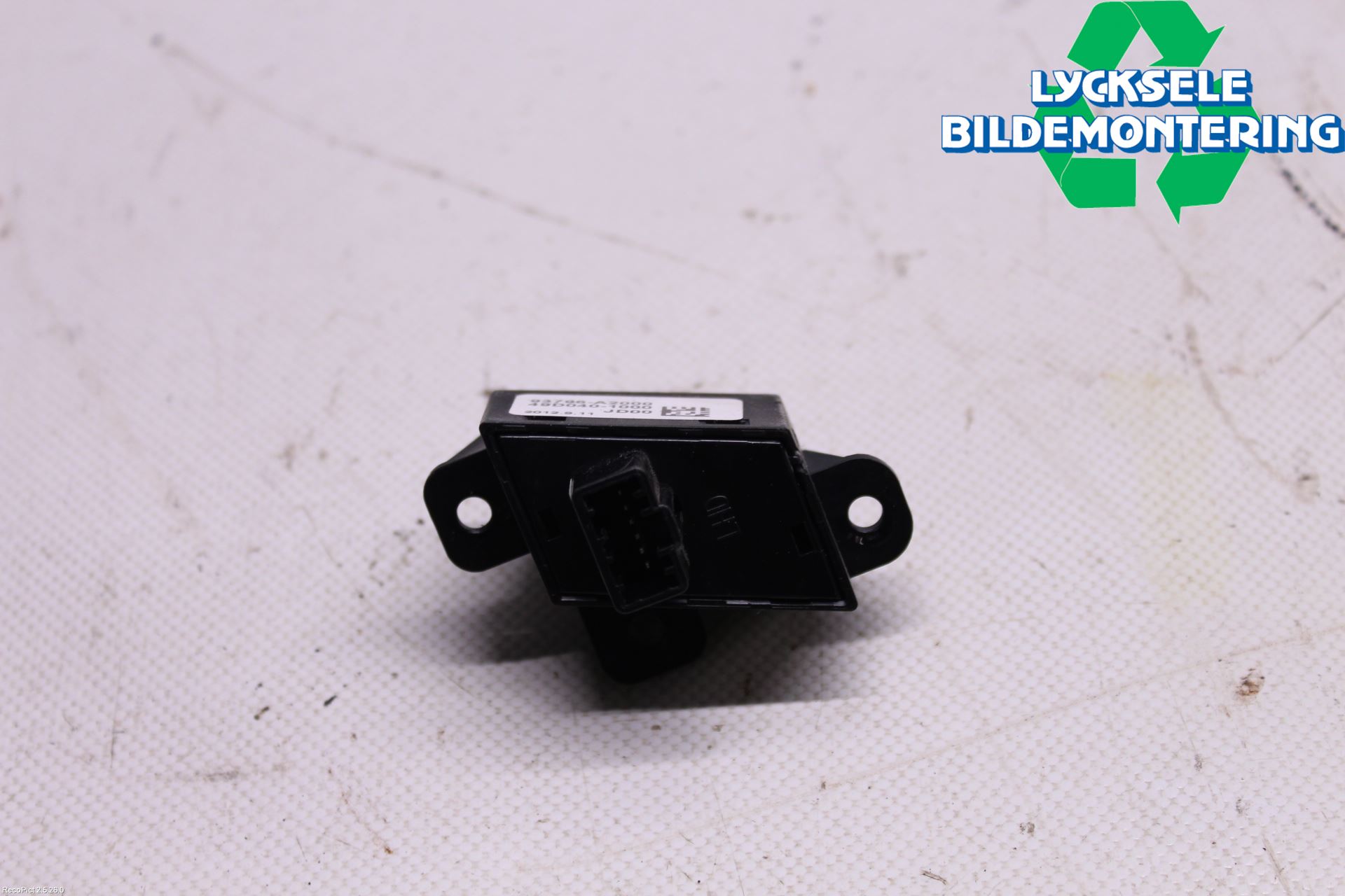 Kia CEED 12-18 Strömställare Övrigt