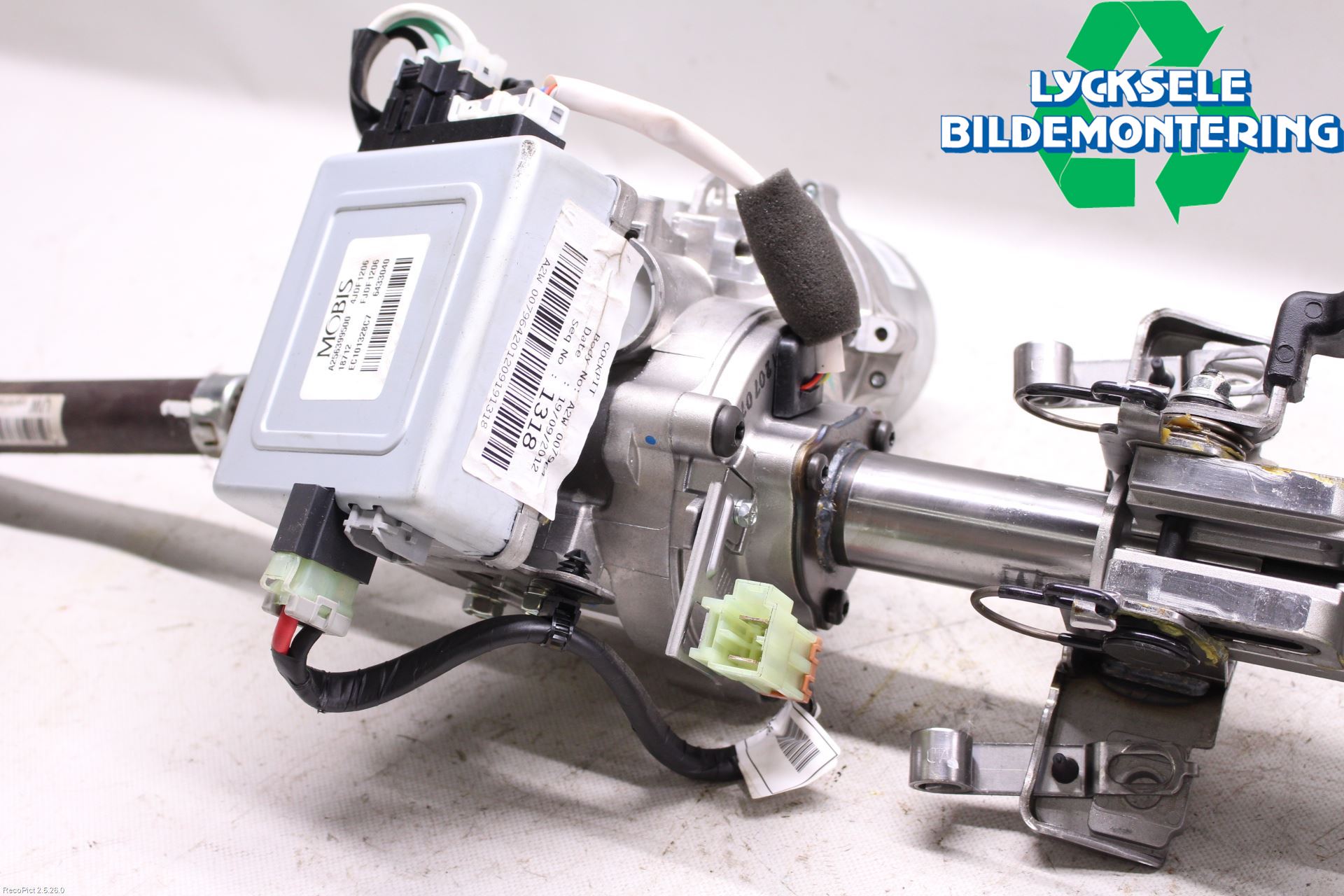 Kia CEED 12-18 Rattaxelagg Med Inb Servo