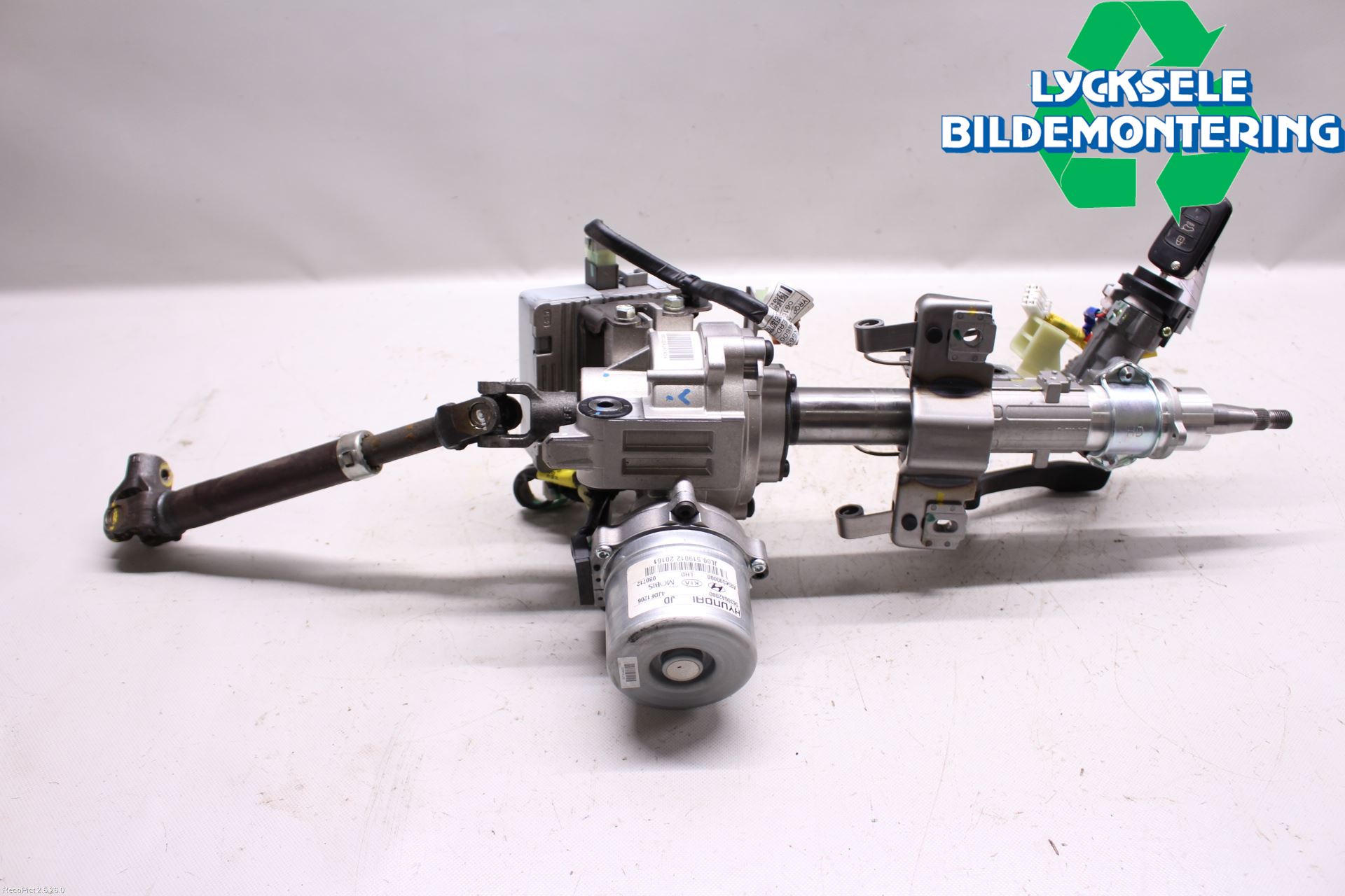 Kia CEED 12-18 Rattaxelagg Med Inb Servo