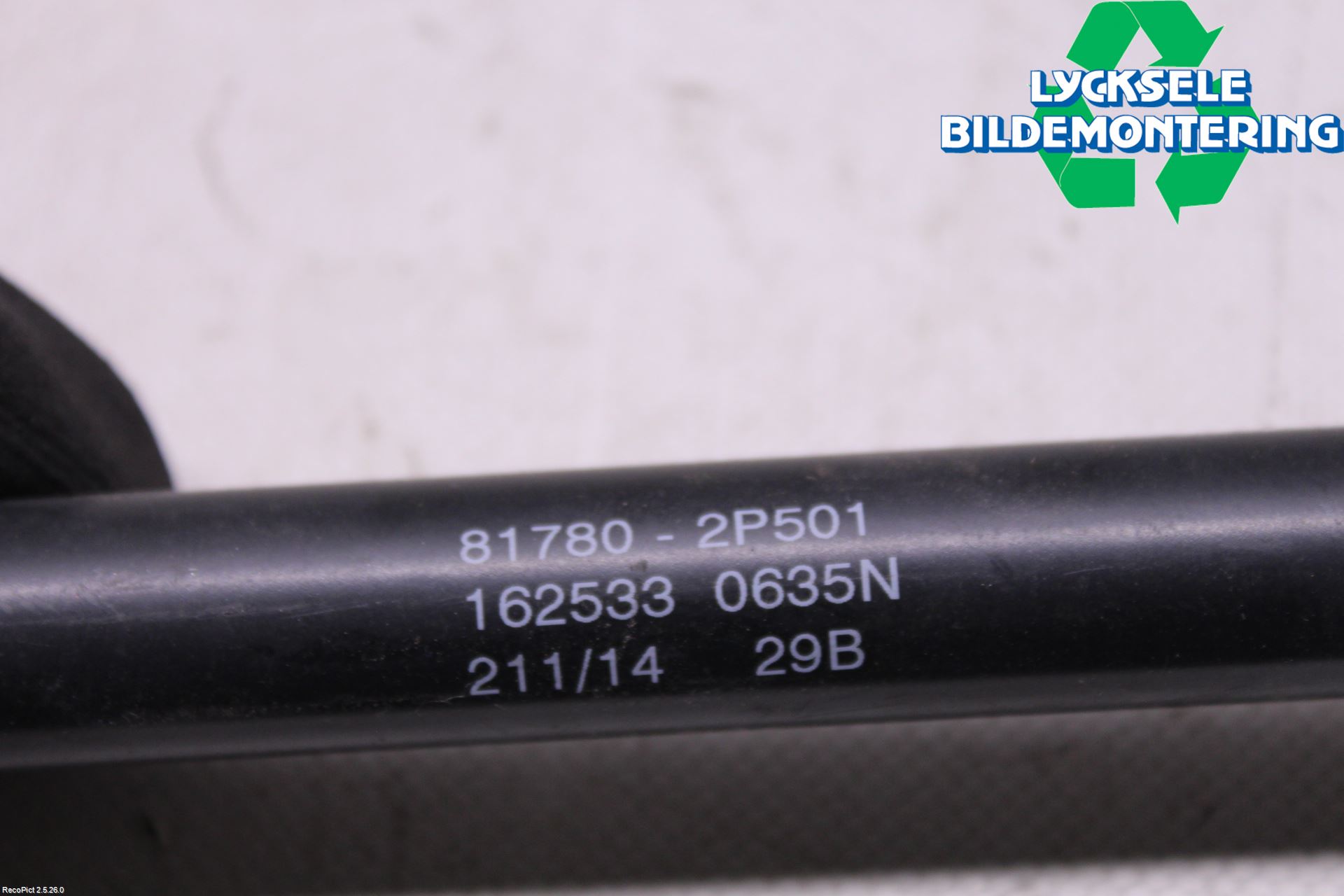 Kia SORENTO 10-14 Gasfjäder Baklucka