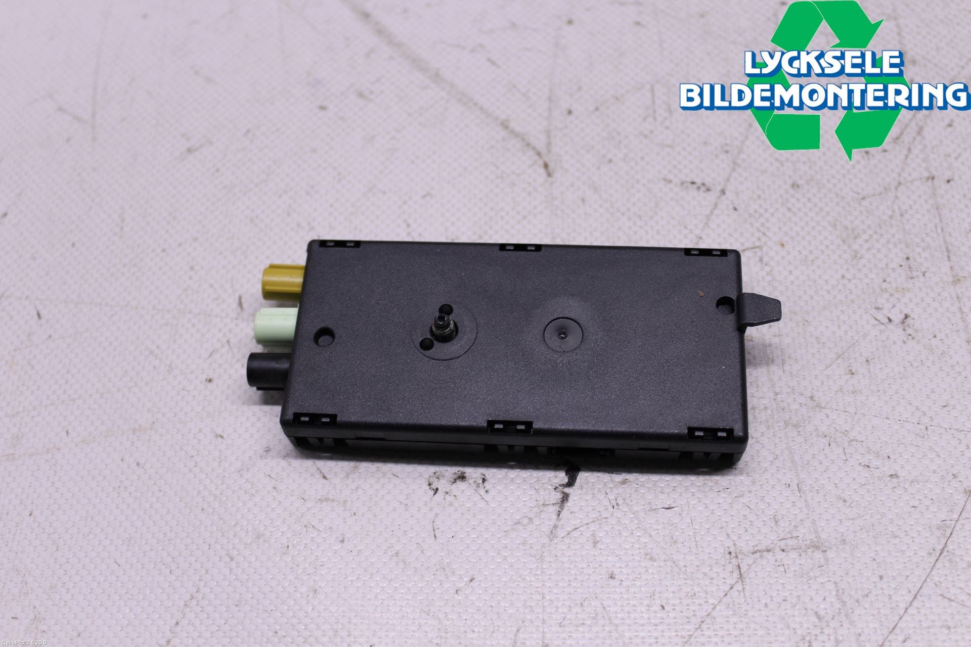 BMW X2 F39 18-23 Antennförstärkare