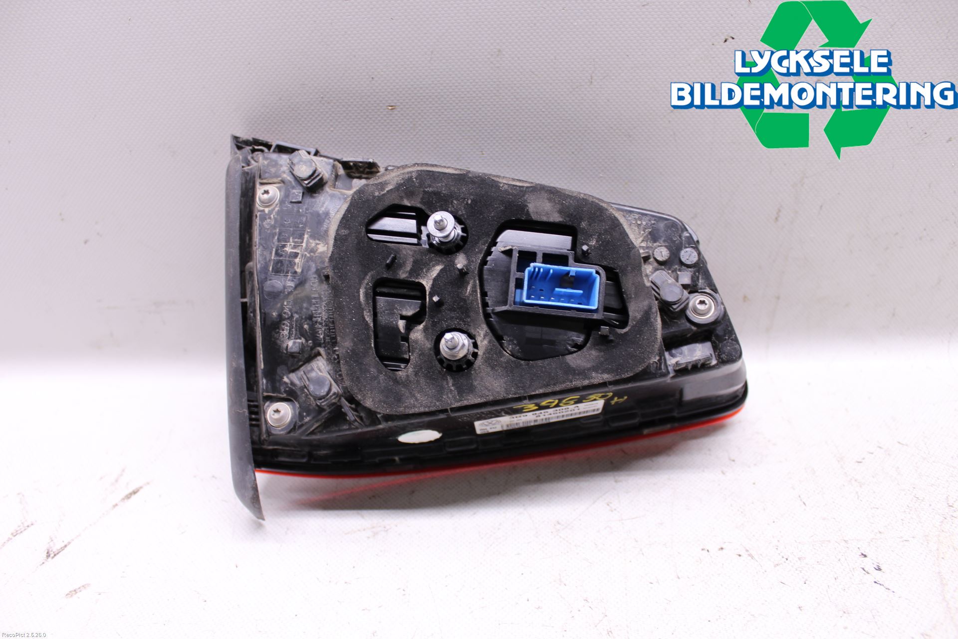 Volkswagen VW PASSAT 15-19 Bakljus Lucka Hö