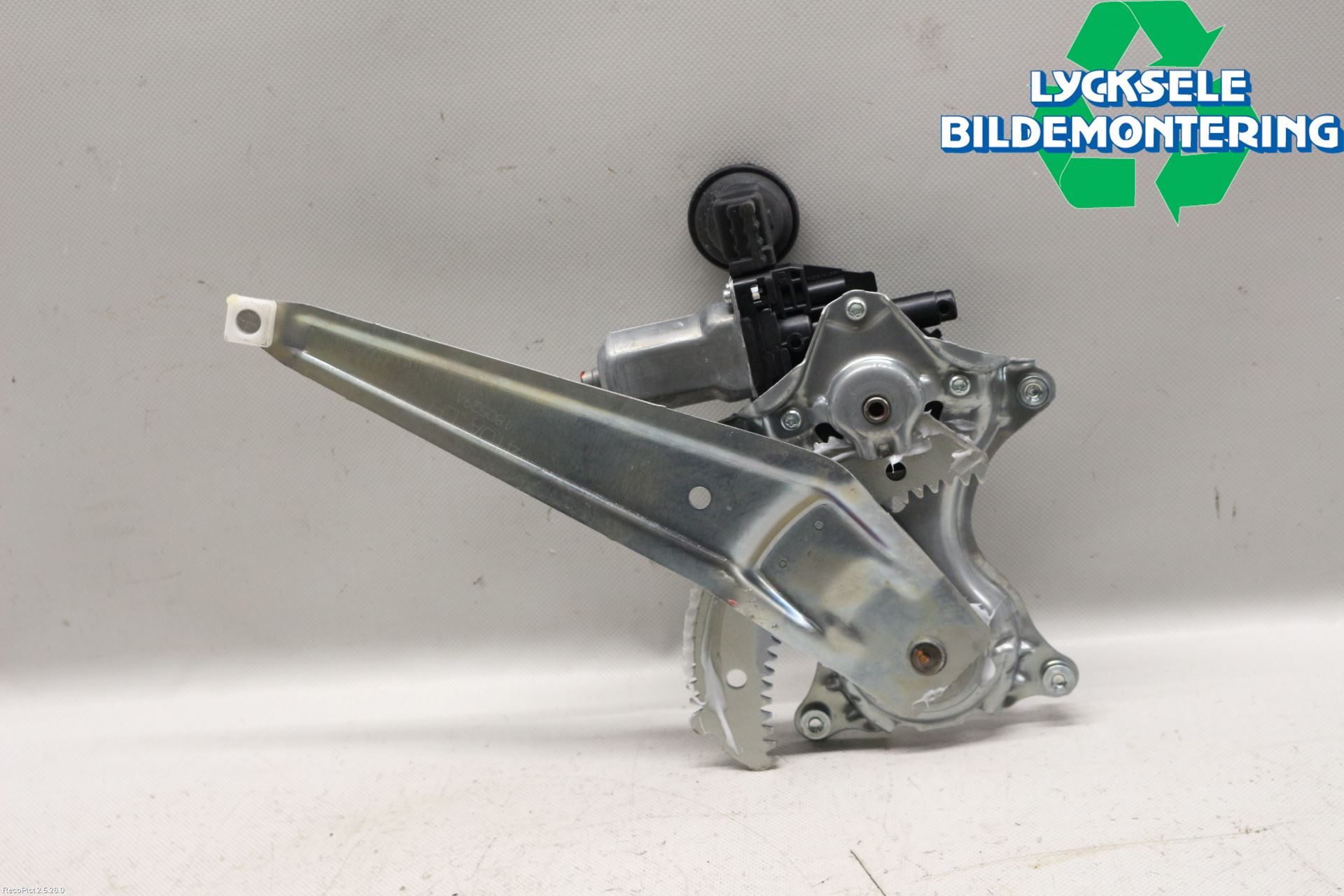 Toyota RAV4 13-18 Fönsterhiss El Kompl