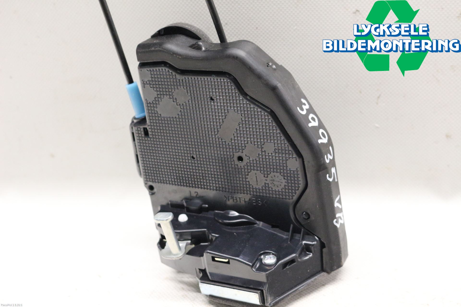 Toyota RAV4 13-18 Låskista-Dörrlås