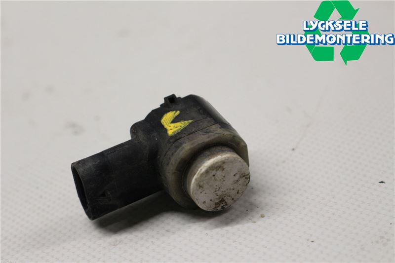 Skoda SUPERB 09-15 Parkeringshjälp Frontsensor