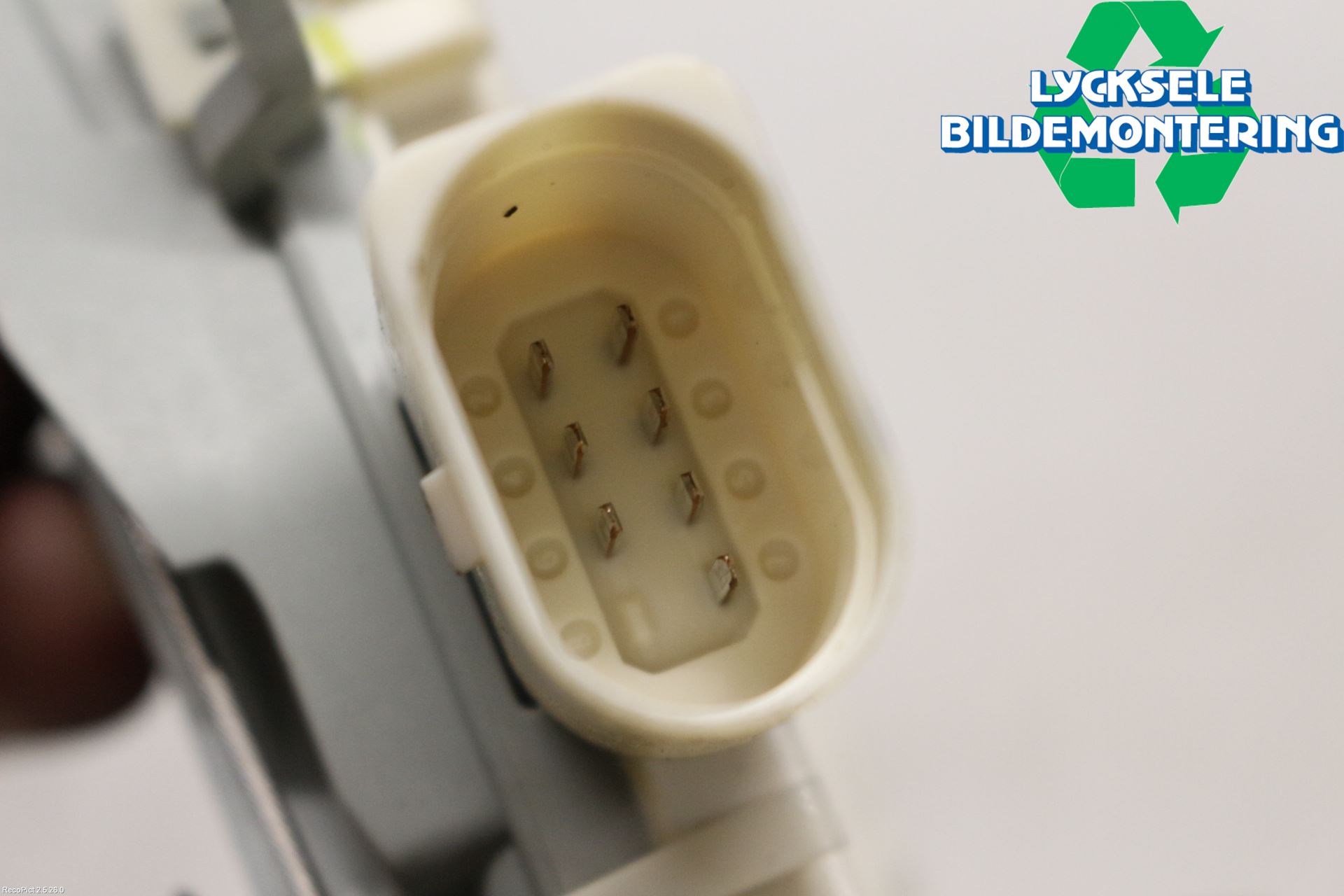 Audi A6/S6 4G 11-18 Låskista-Dörrlås