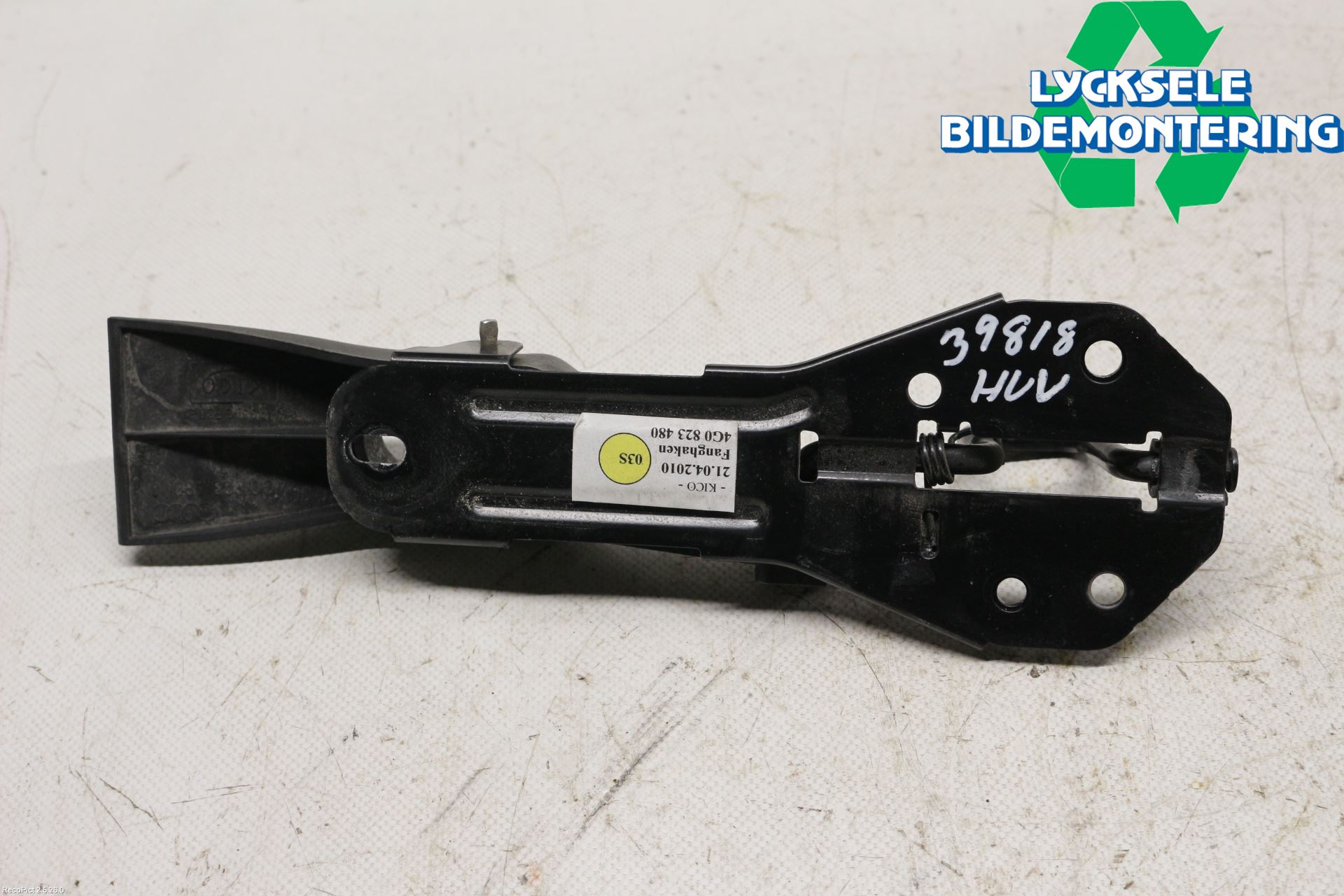 Audi A6/S6 4G 11-18 Huv Spärr