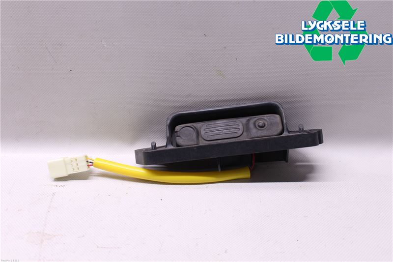 Mitsubishi OUTLANDER 13-21 Bakluckehandtag