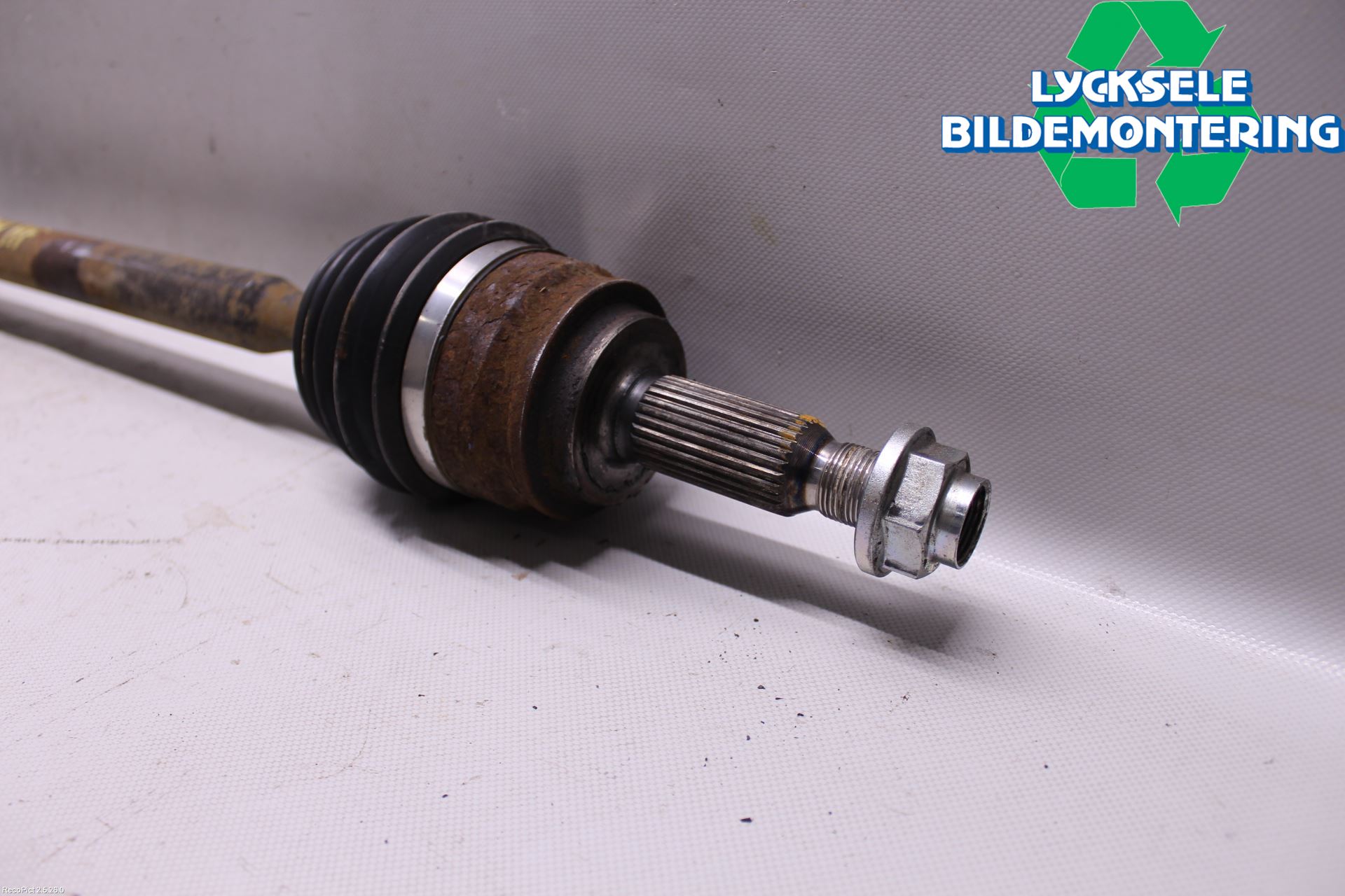 Mitsubishi OUTLANDER 13-21 Drivaxel Fram Höger