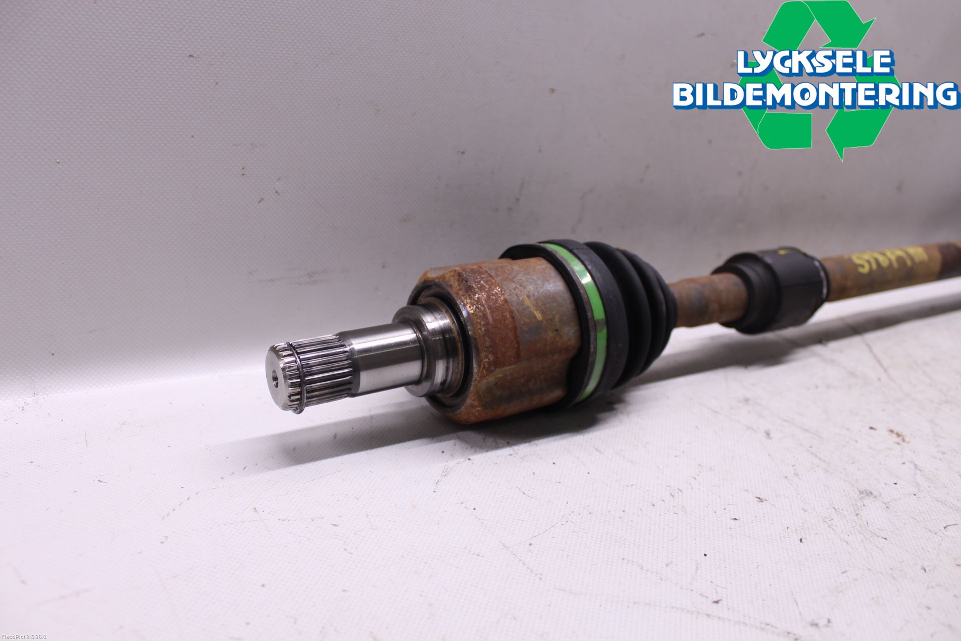 Mitsubishi OUTLANDER 13-21 Drivaxel Fram Höger