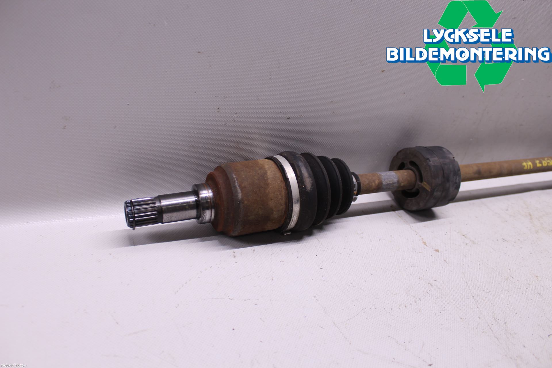 Ford KA 09-16 Drivaxel Fram Höger