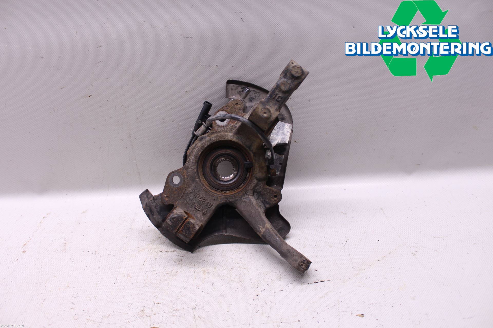 Ford KA 09-16 Styrspindel Lagerhus Hö