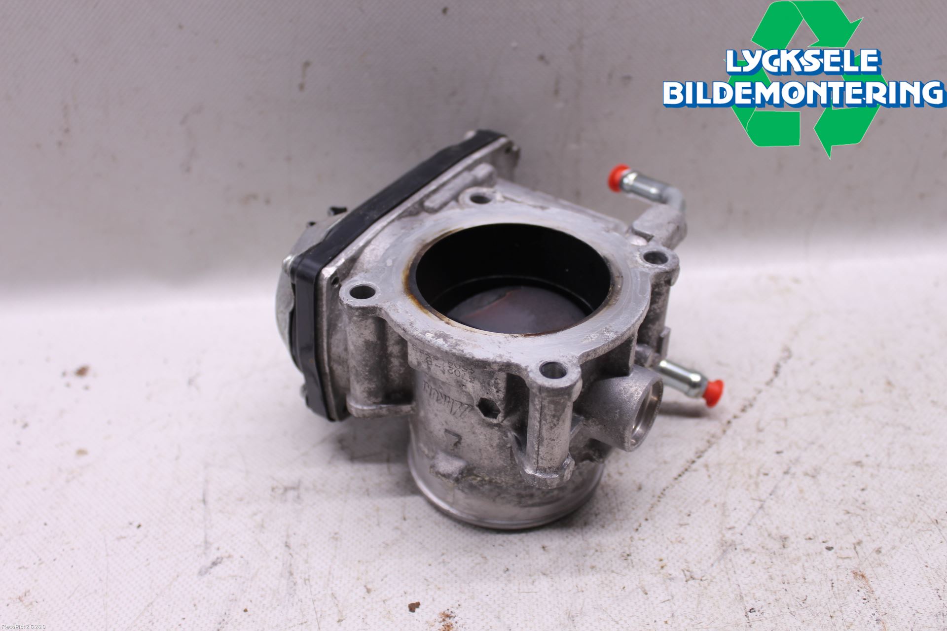 Mitsubishi OUTLANDER 13-21 Injspjällhus