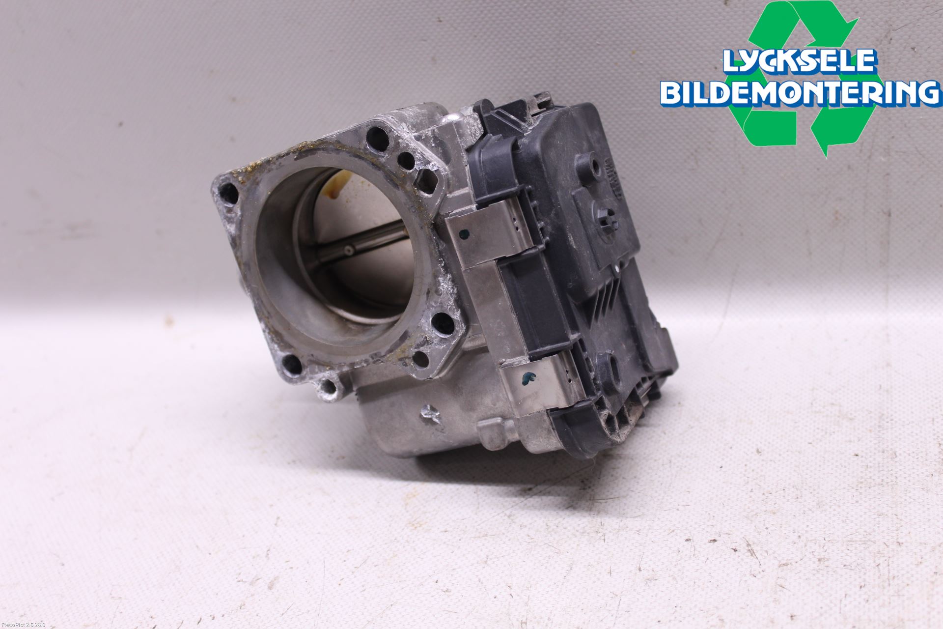 Skoda FABIA 15-21 Injspjällhus