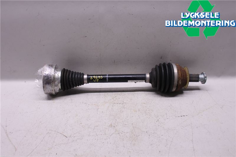 Skoda FABIA 15-21 Drivaxel Fram Vänster