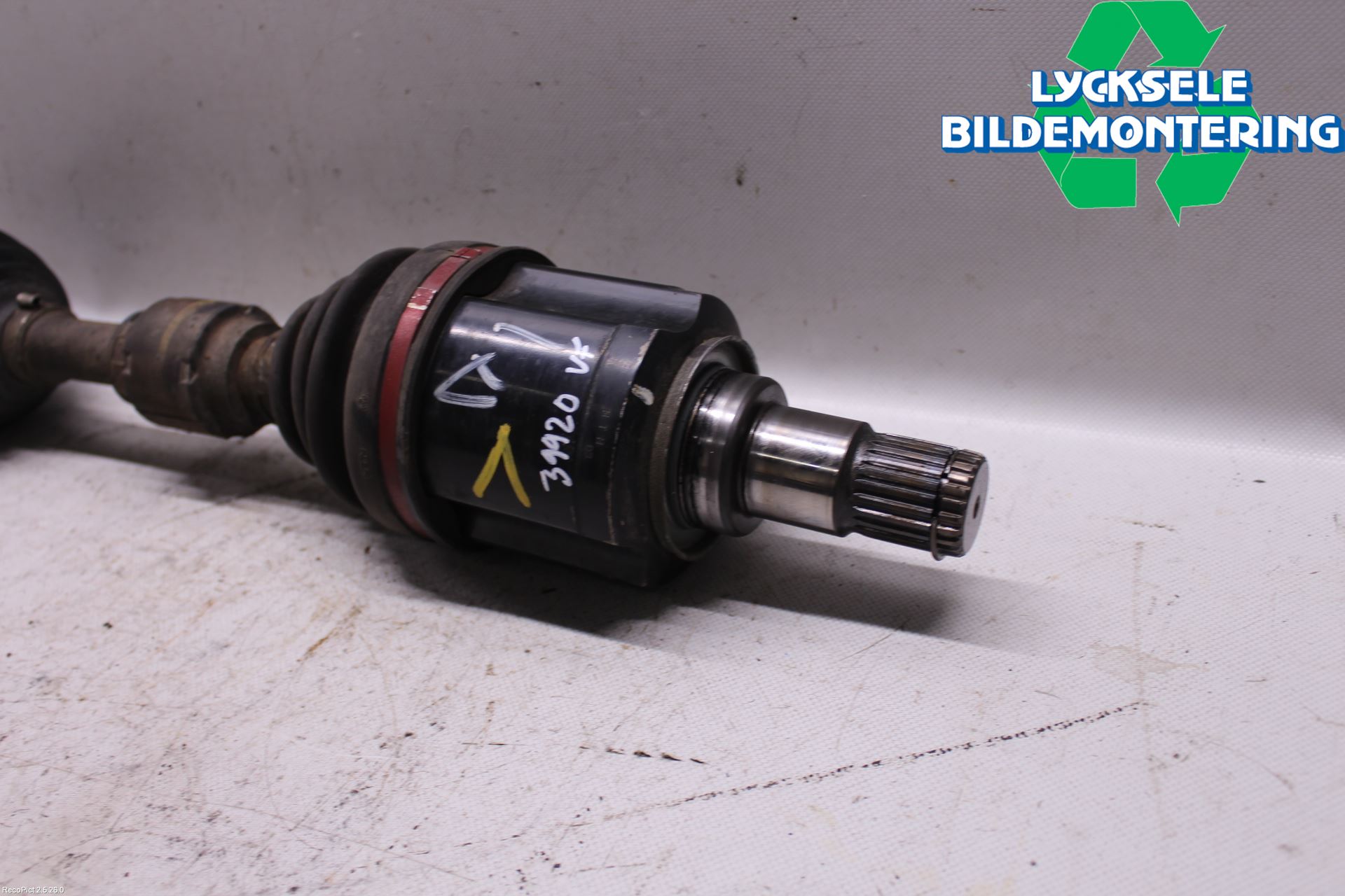 Citroen C-CROSSER Drivaxel Fram Vänster