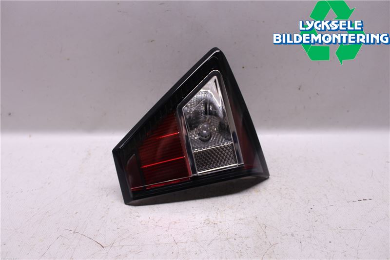 Ford KUGA 17-19 Bakljus Lucka Hö