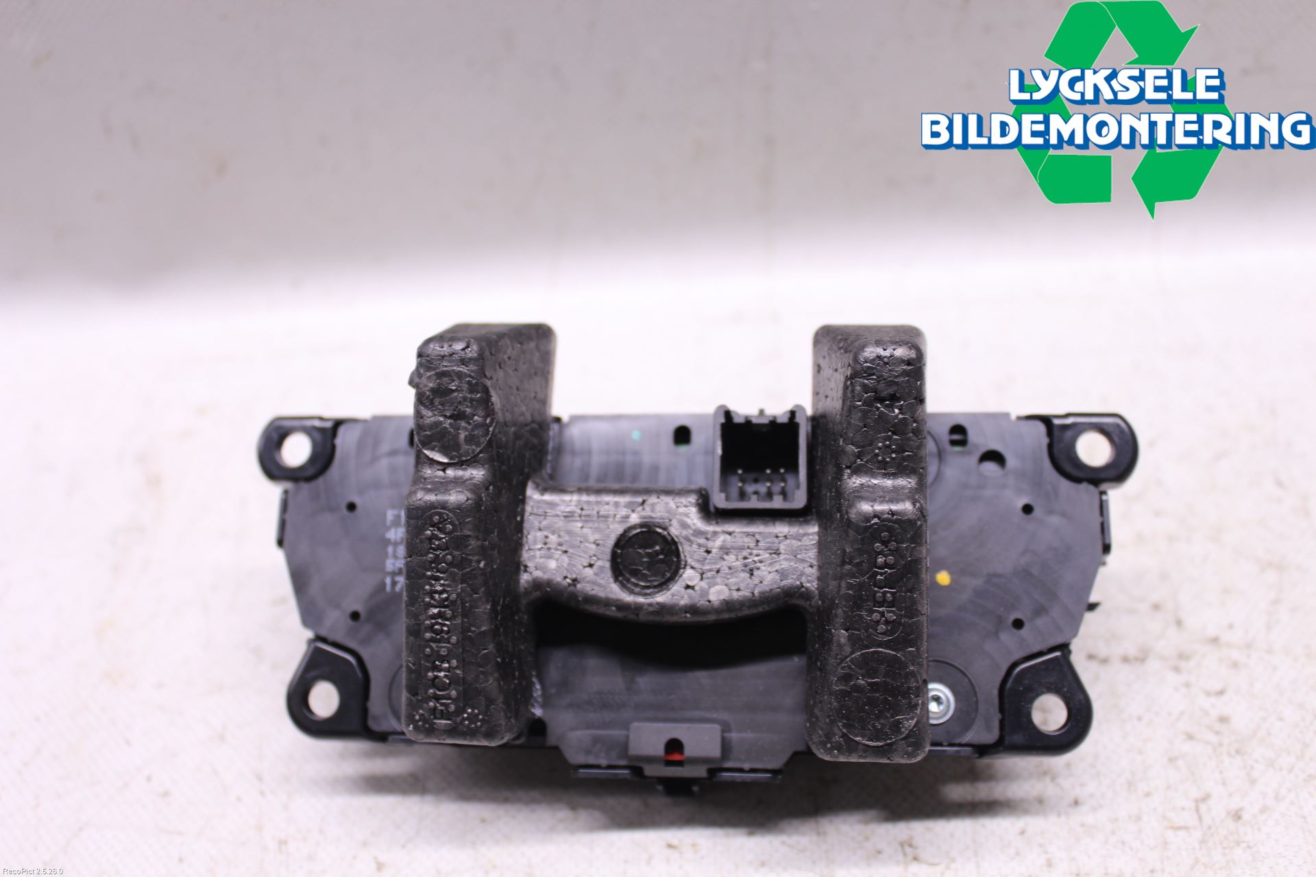 Ford KUGA 17-19 Cd Radio - Multimediapanel