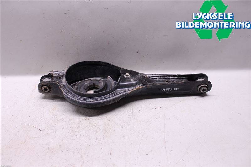 Ford KUGA 17-19 Bärarm Bak Vänster