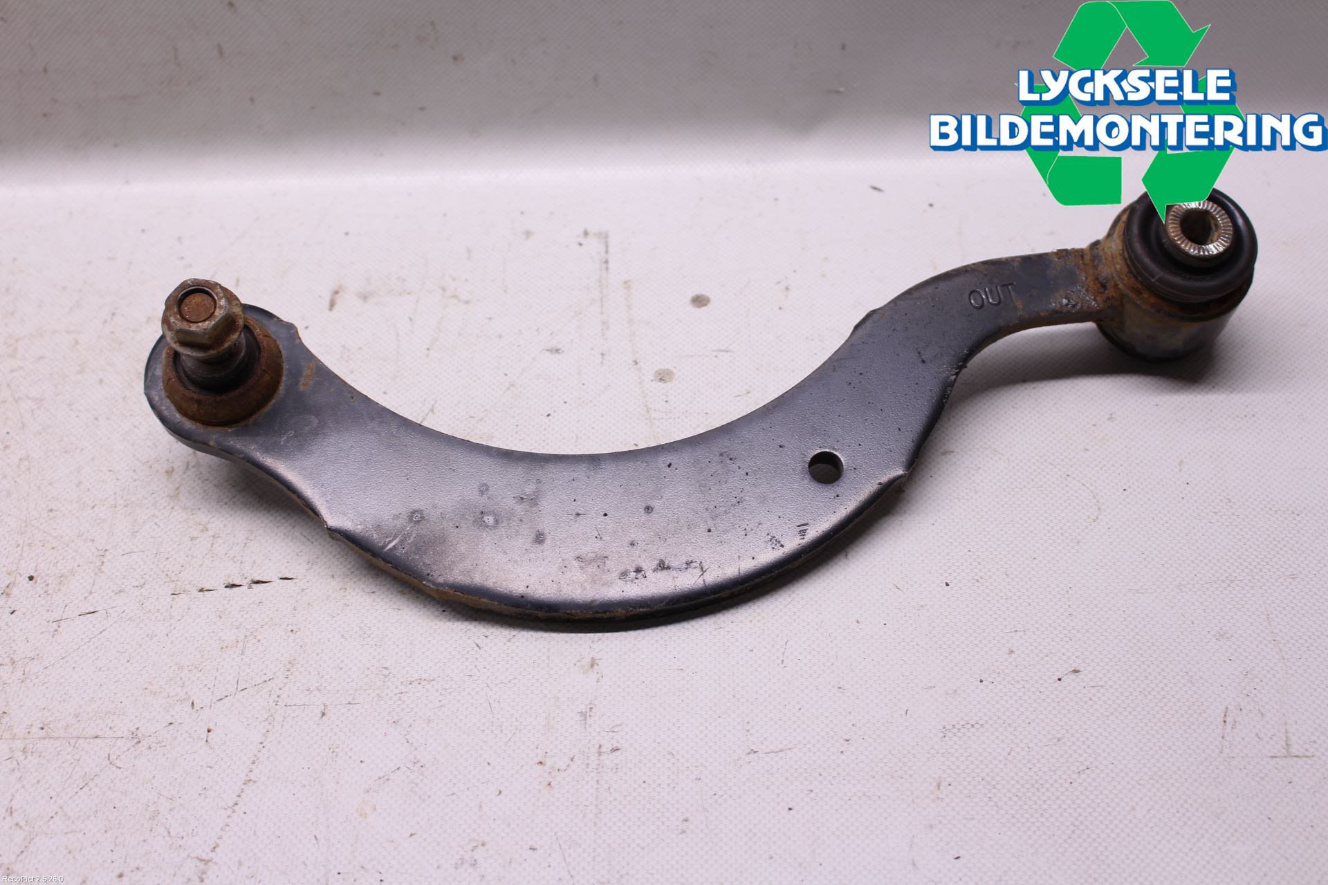 Toyota AURIS 13-19 Bärarm Bak Övre Höger