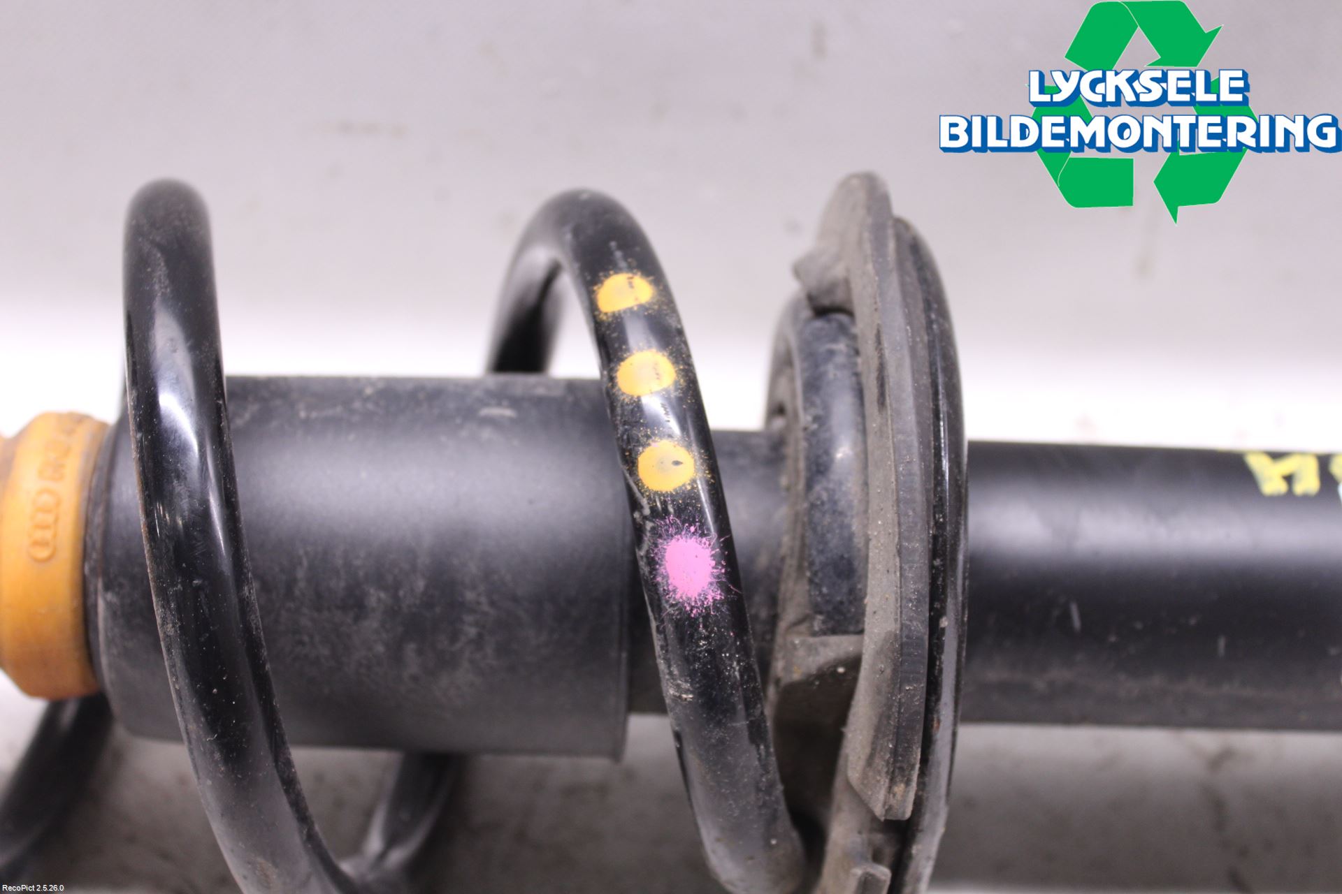 Audi A6/S6 4G 11-18 Fjäderben Fram Höger