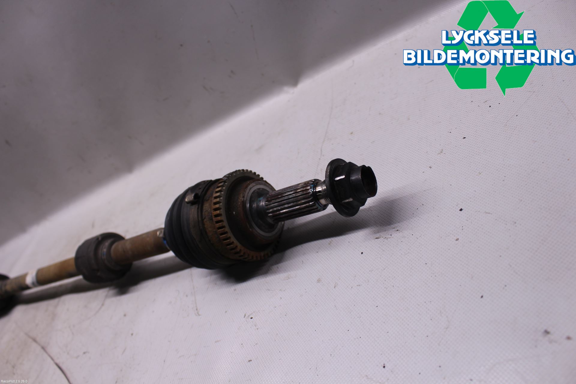Kia PICANTO 12-17 Drivaxel Fram Höger