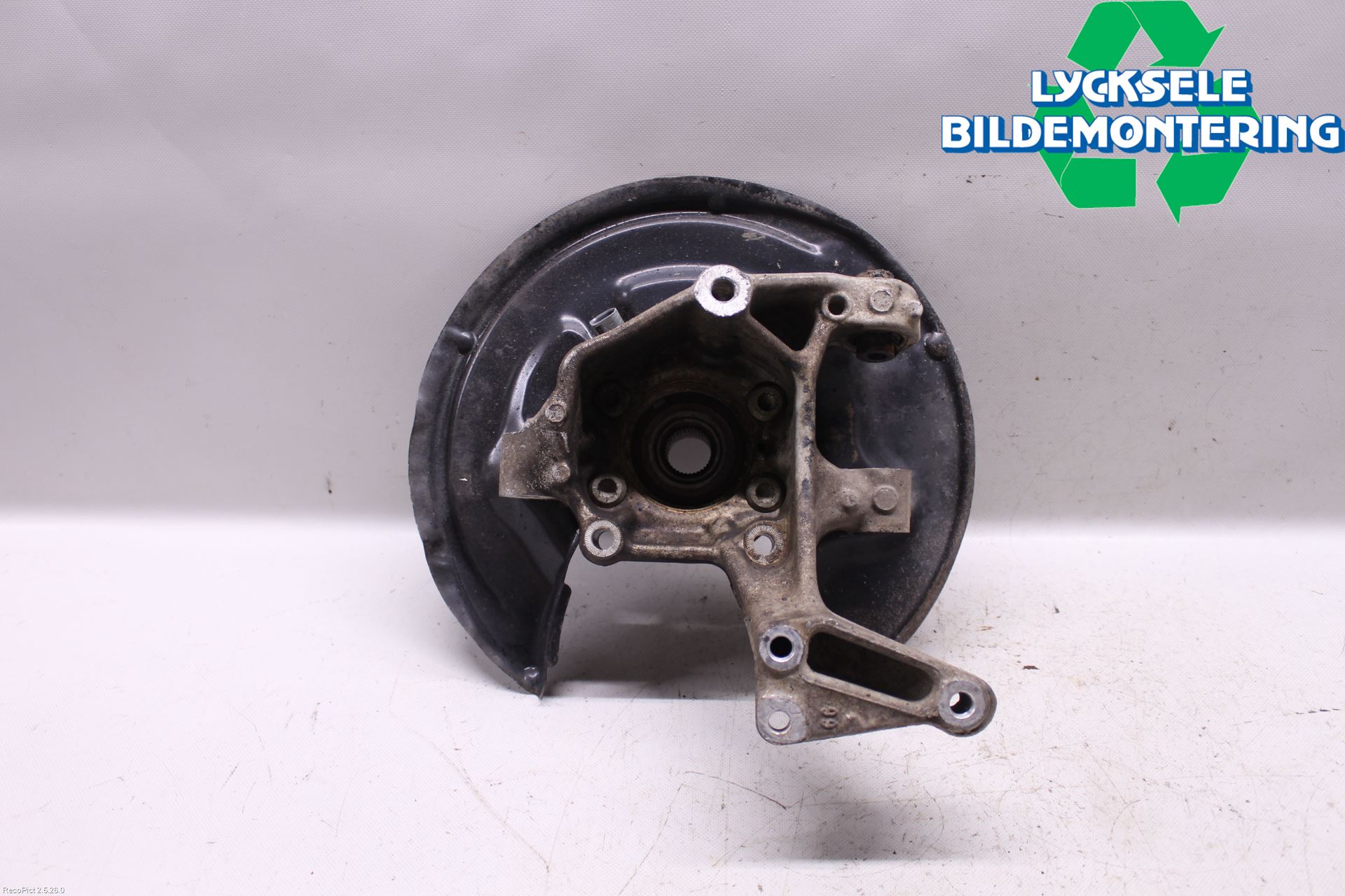 Volkswagen VW PASSAT 11-14 Hjullagerhus Bak Hö