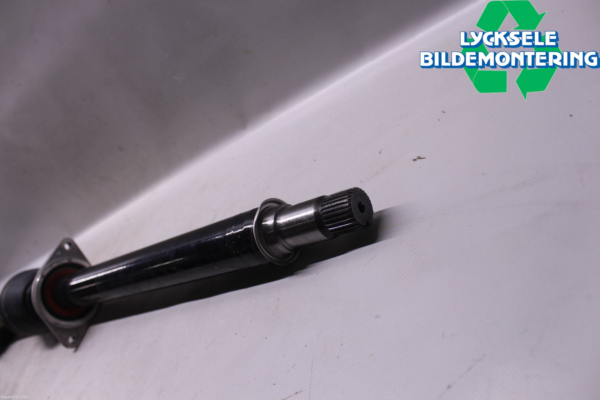 Mercedes-Benz MB CLA-KLASS (C117/X117) 13-19 Drivaxel Fram Höger