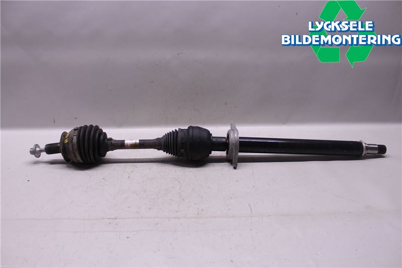 Mercedes-Benz MB CLA-KLASS (C117/X117) 13-19 Drivaxel Fram Höger