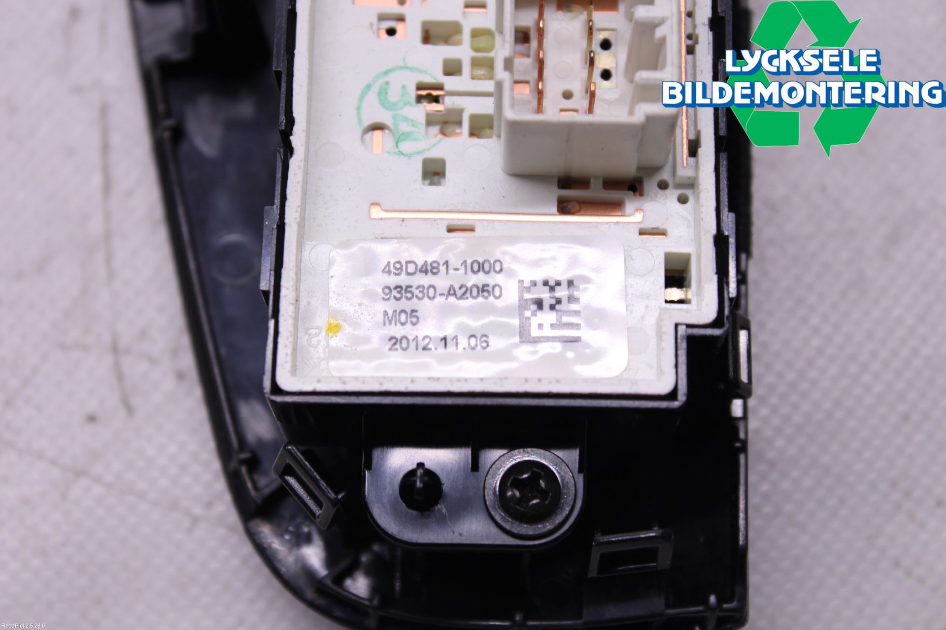 Kia CEED 12-18 Strömställare Spegel