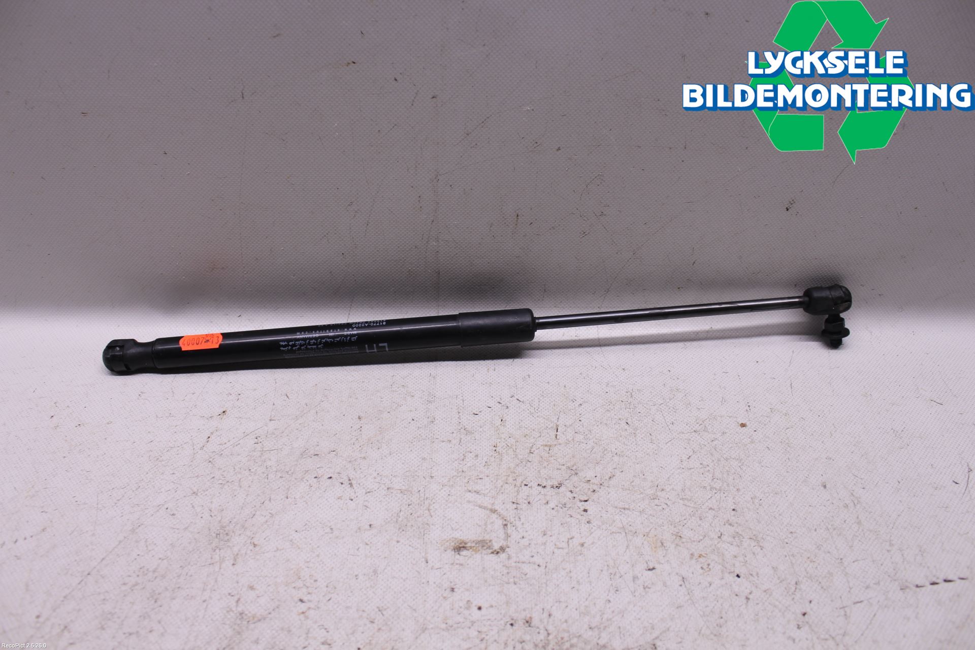 Kia CEED 12-18 Gasfjäder Baklucka