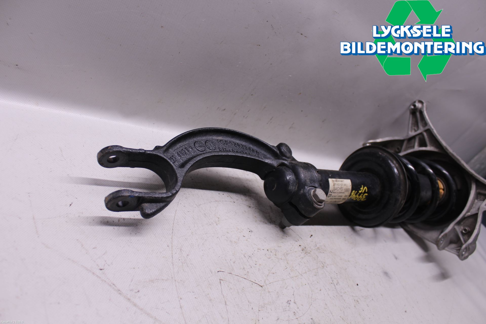 Audi A5 07-16 Fjäderben Fram Vänster