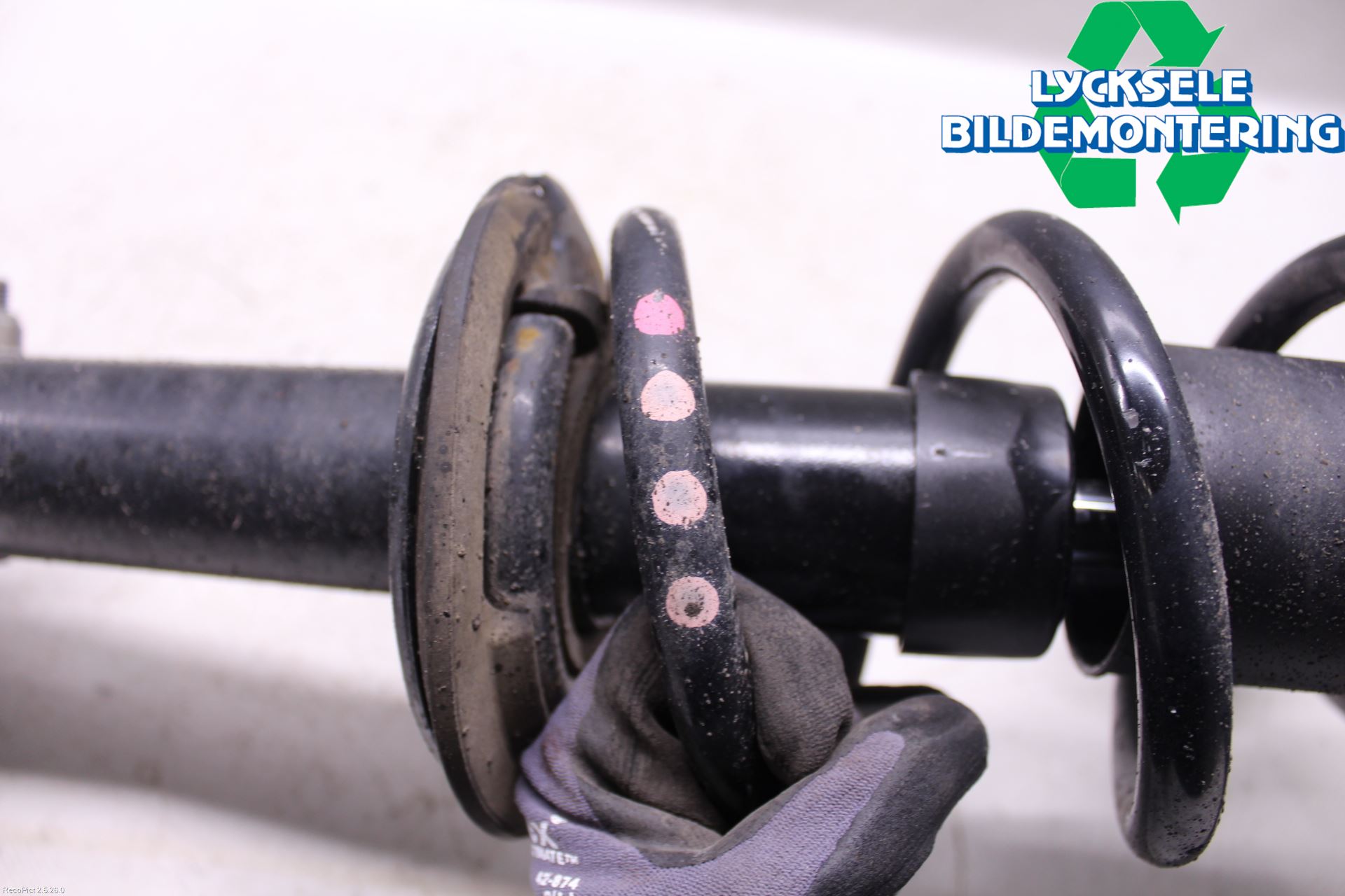 Audi A5 07-16 Fjäderben Fram Vänster