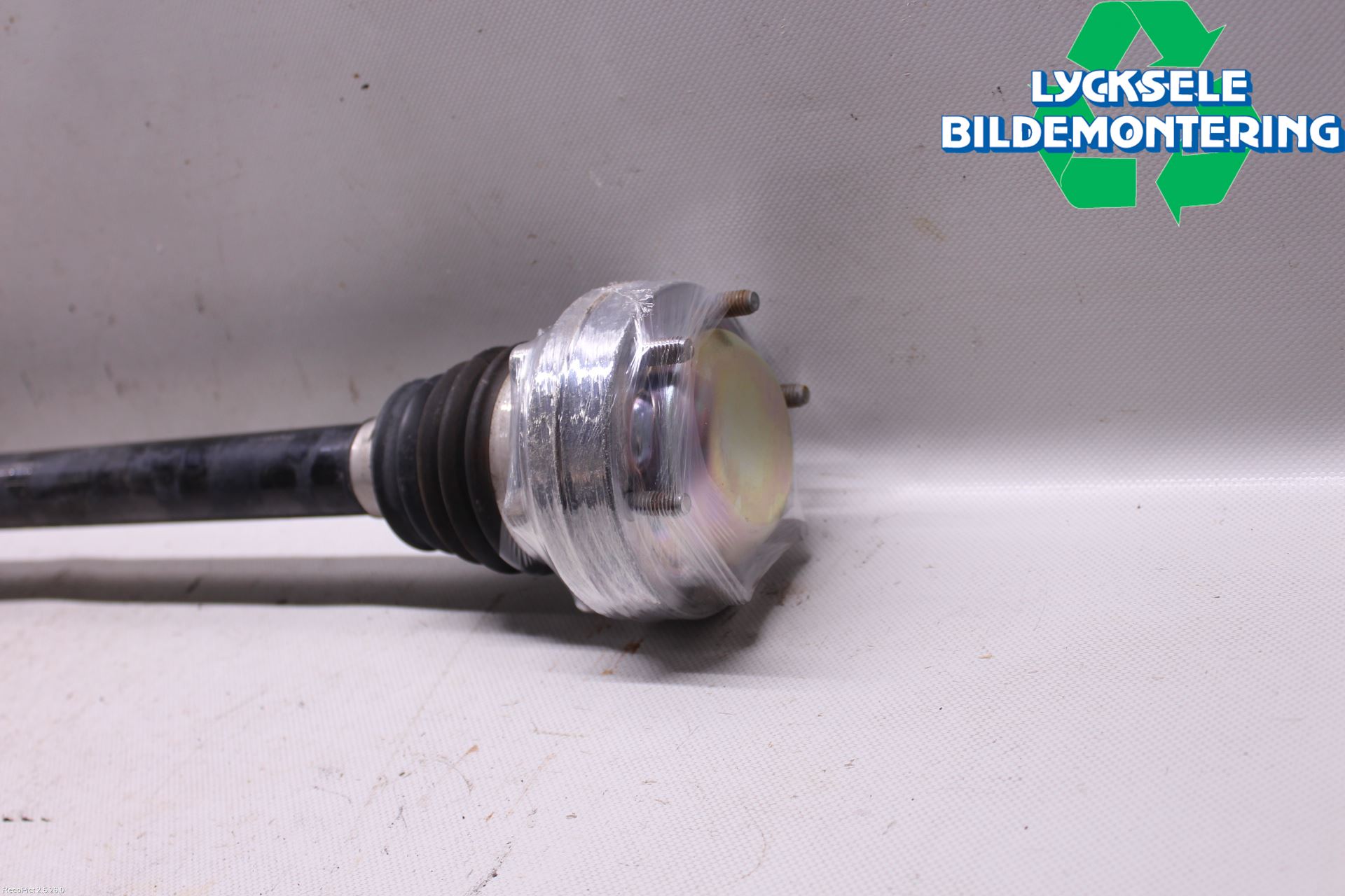 Audi A5 07-16 Drivaxel Bak Höger