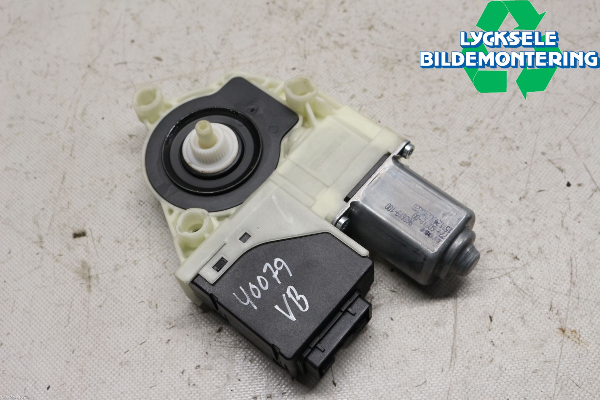 Volkswagen VW PASSAT 11-14 Fönsterhissmotor