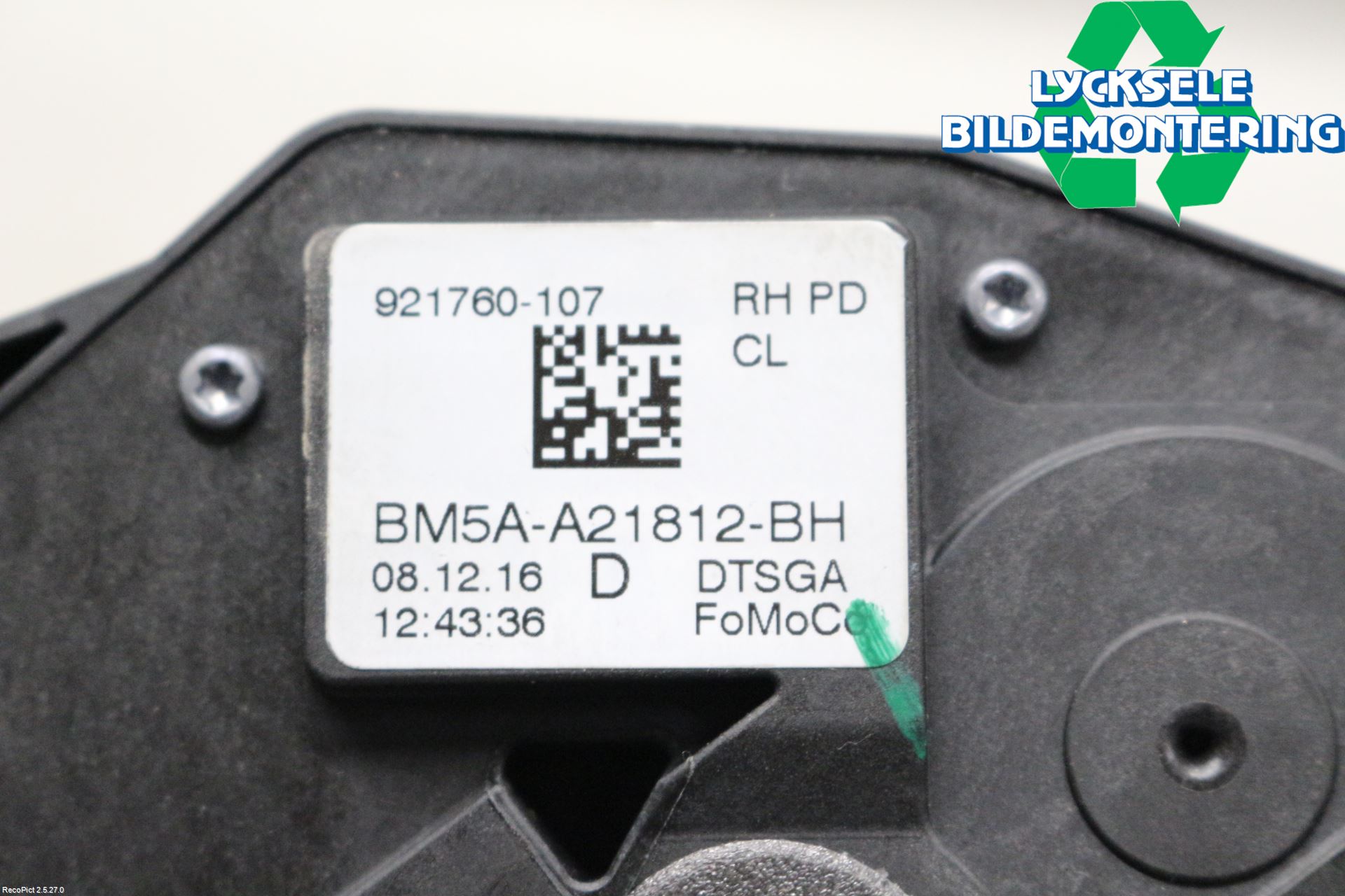 Ford KUGA 17-19 Låskista-Dörrlås