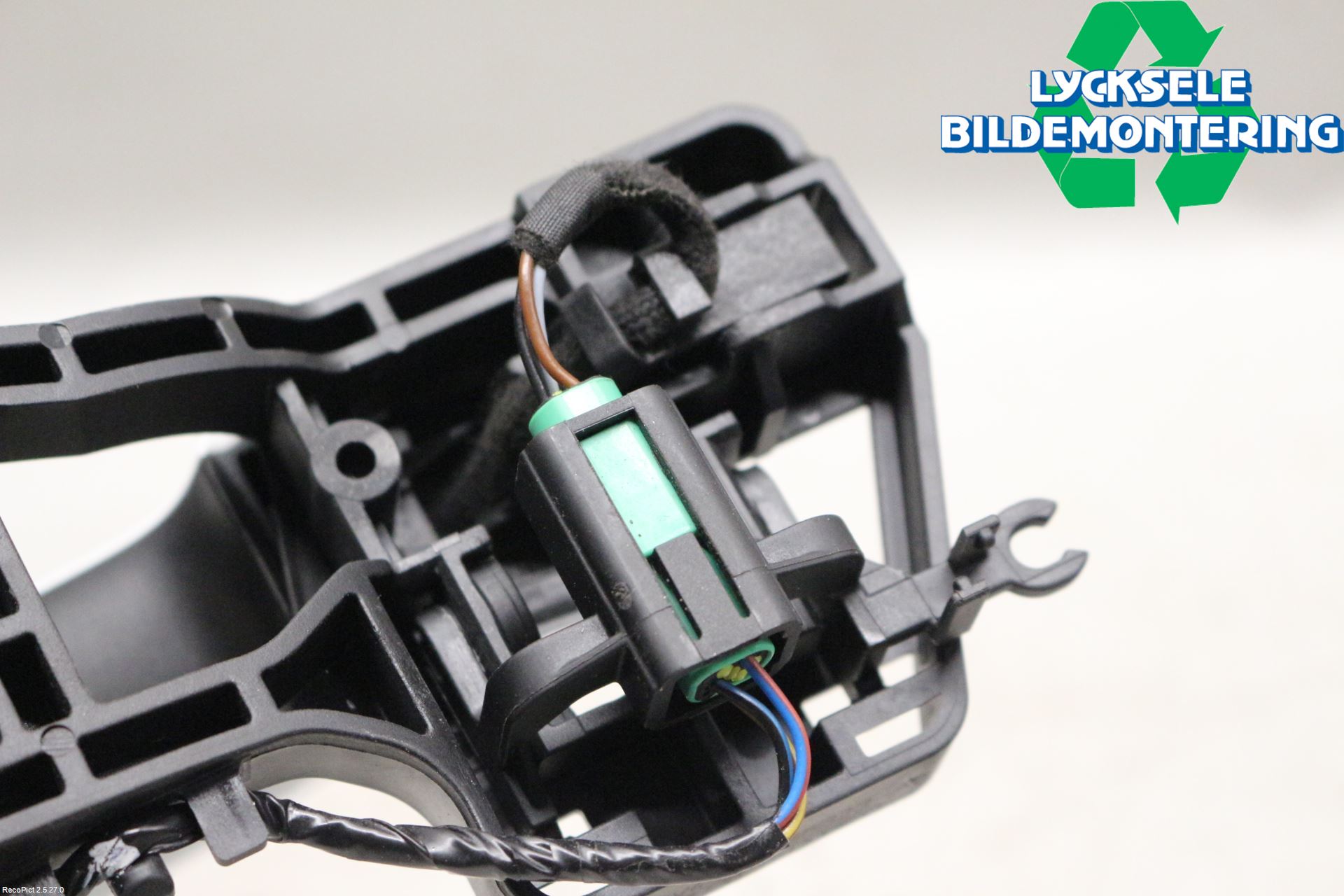 Ford KUGA 17-19 Dörrhandtag Yttre Vä