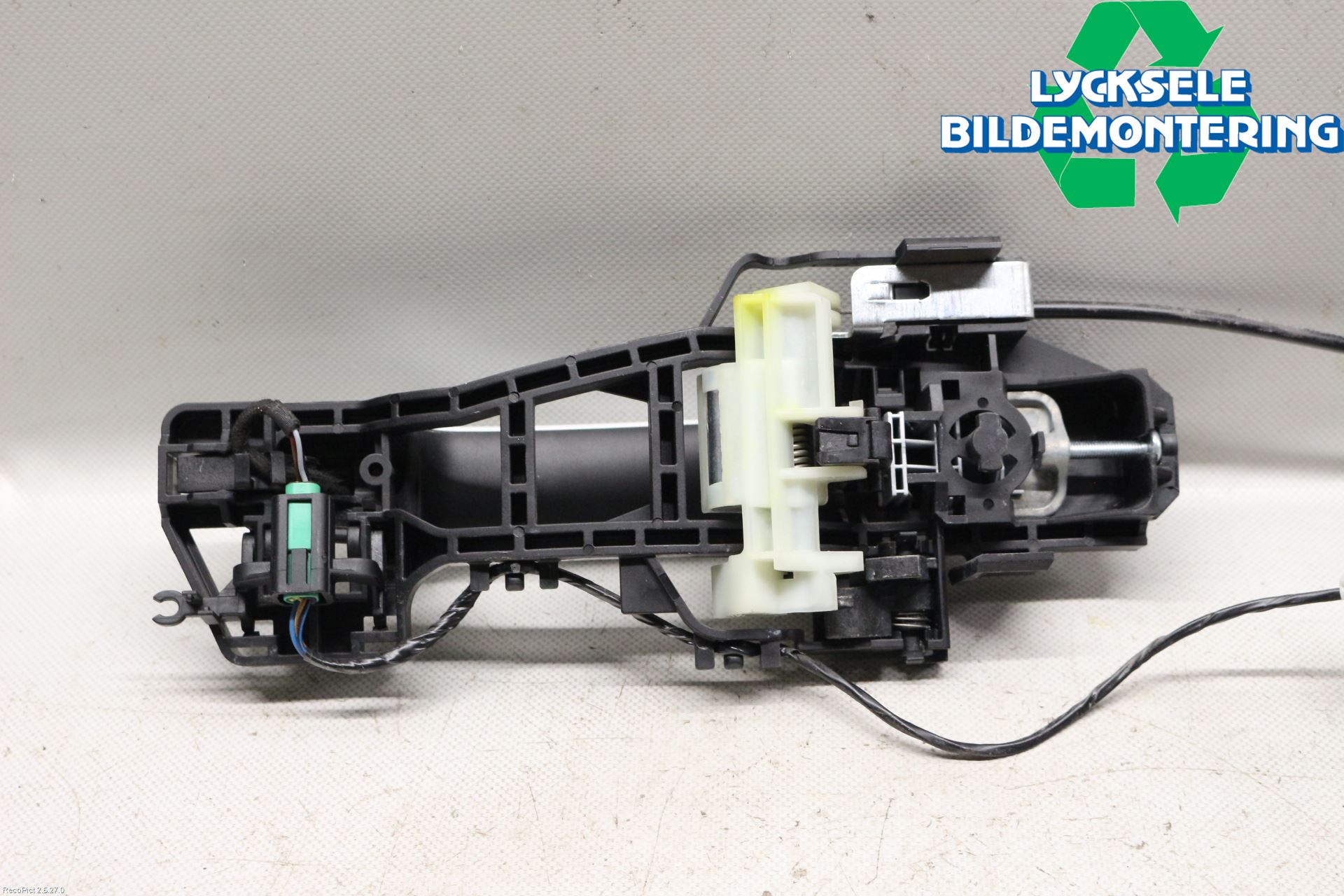 Ford KUGA 17-19 Dörrhandtag Yttre Hö