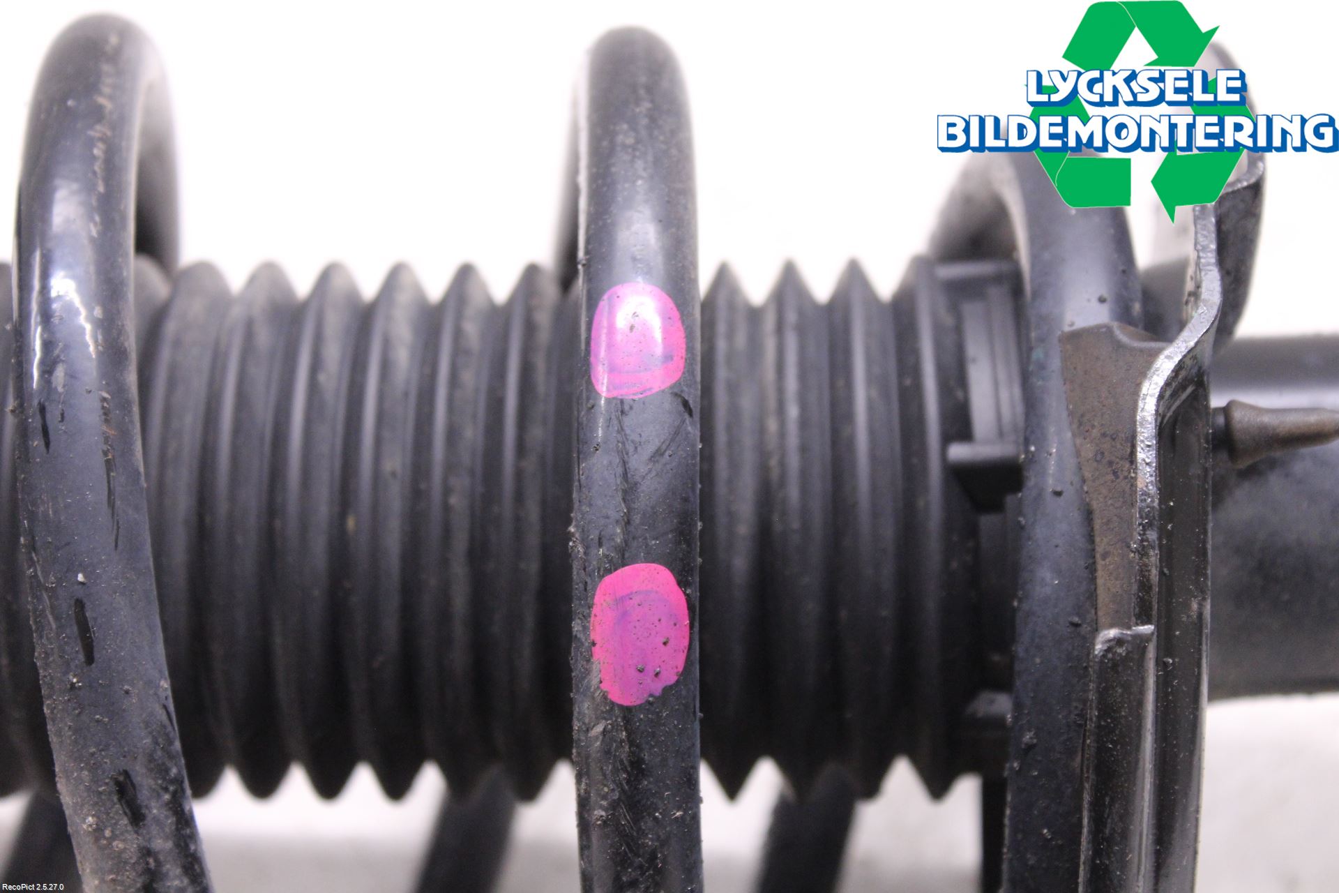 Ford KUGA 17-19 Fjäderben Fram Höger