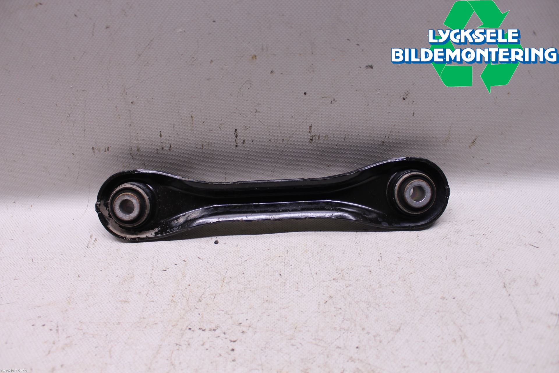 Ford KUGA 17-19 Bärarm Bak Vänster