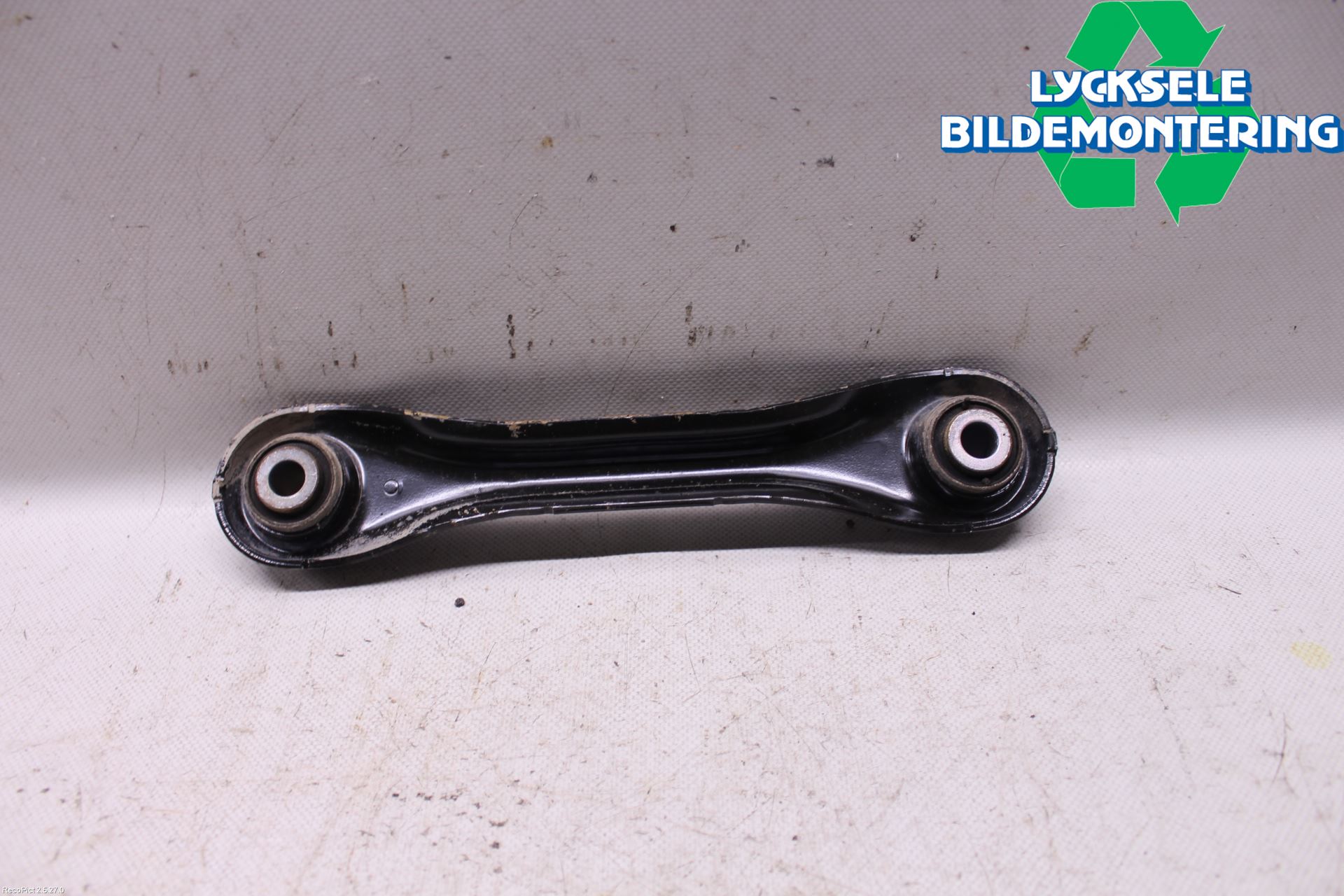 Ford KUGA 17-19 Bärarm Bak Höger