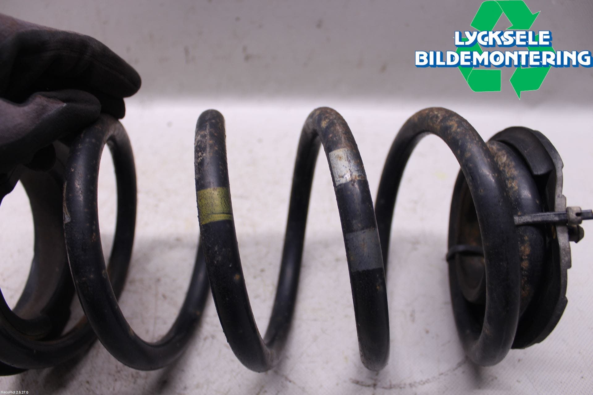 Hyundai SANTA FE 13-18 Fjäder Bak