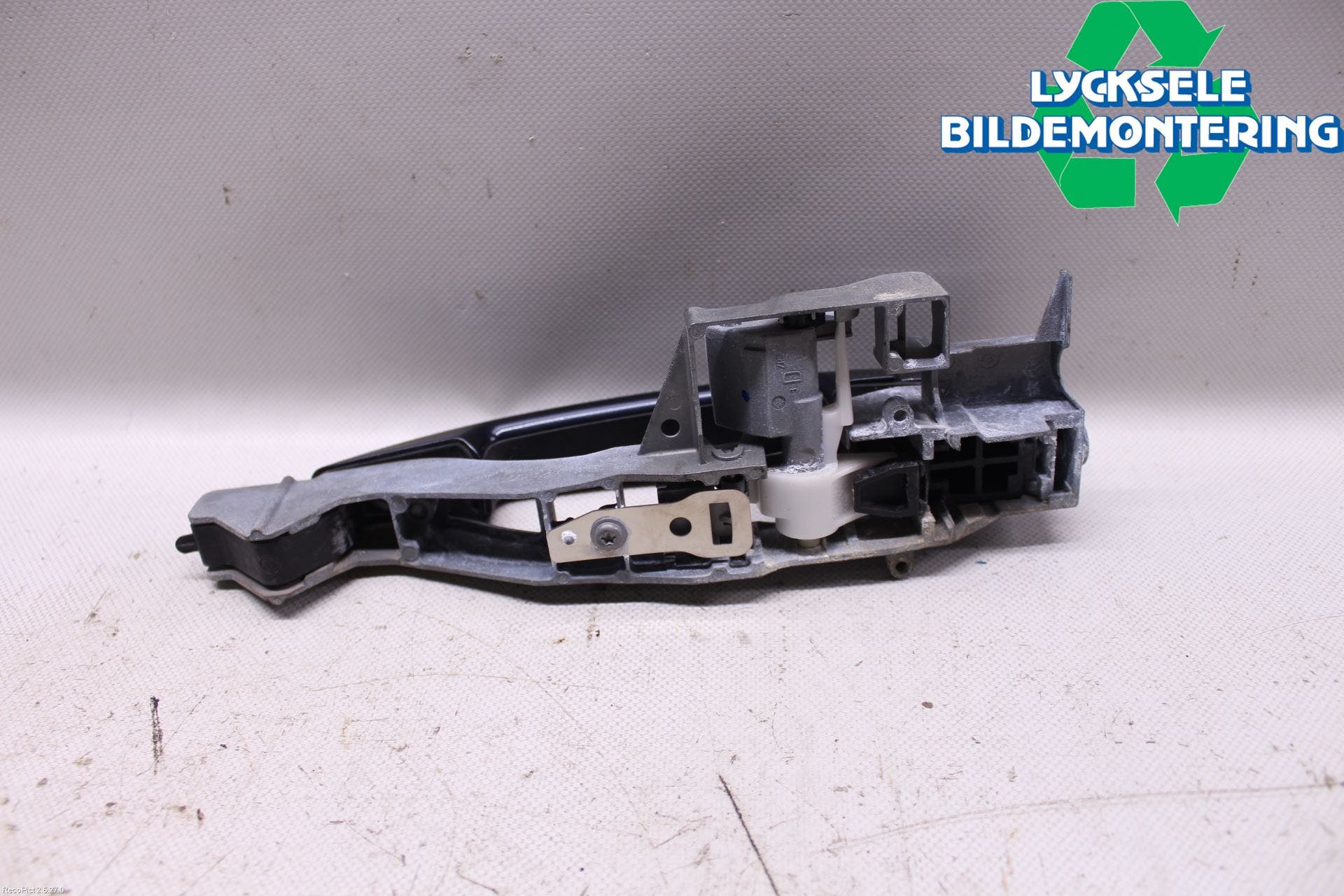 Peugeot 3008 09-16 Dörrhandtag Yttre Hö